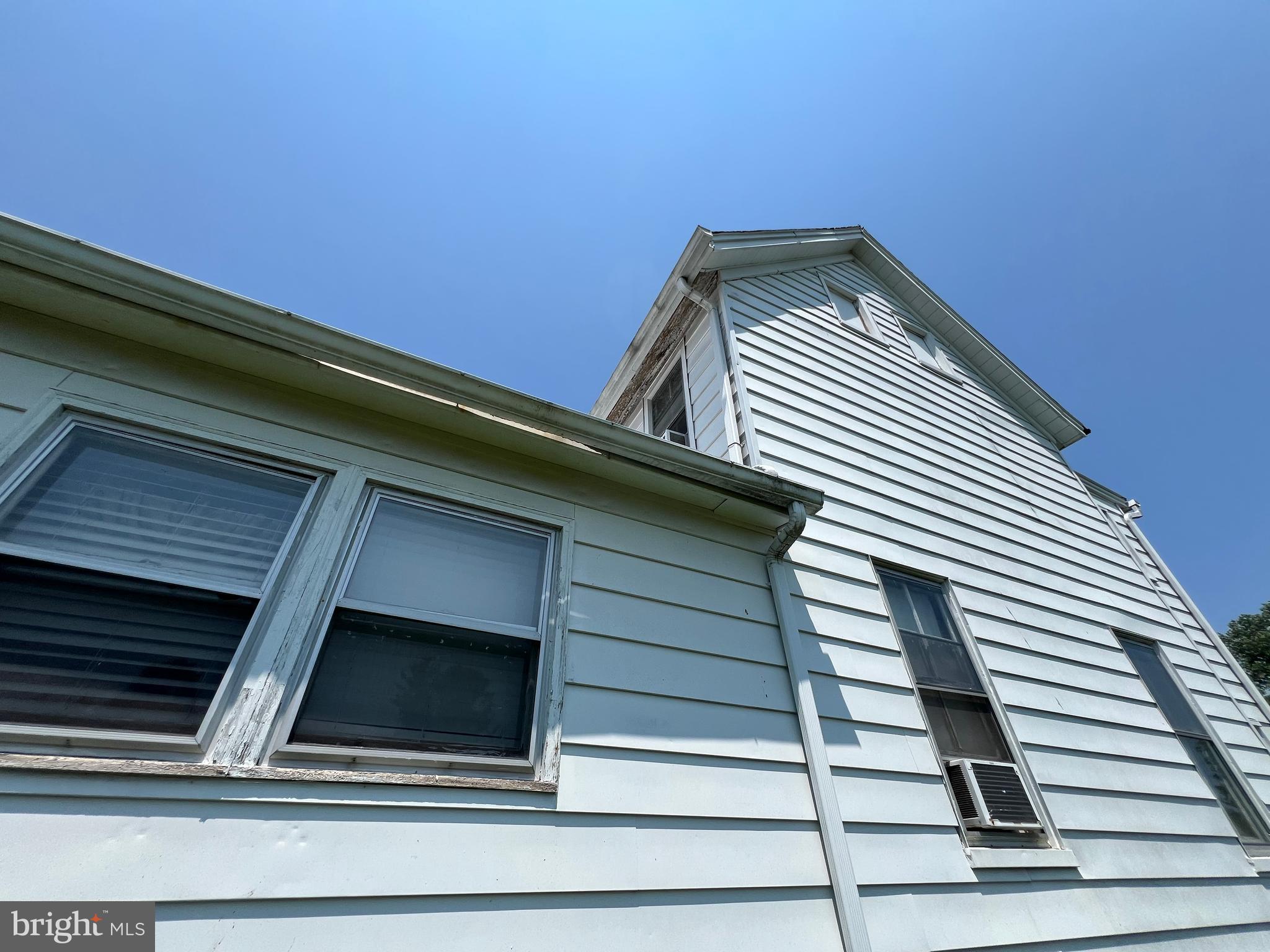 MOUNT CARMEL - Residential