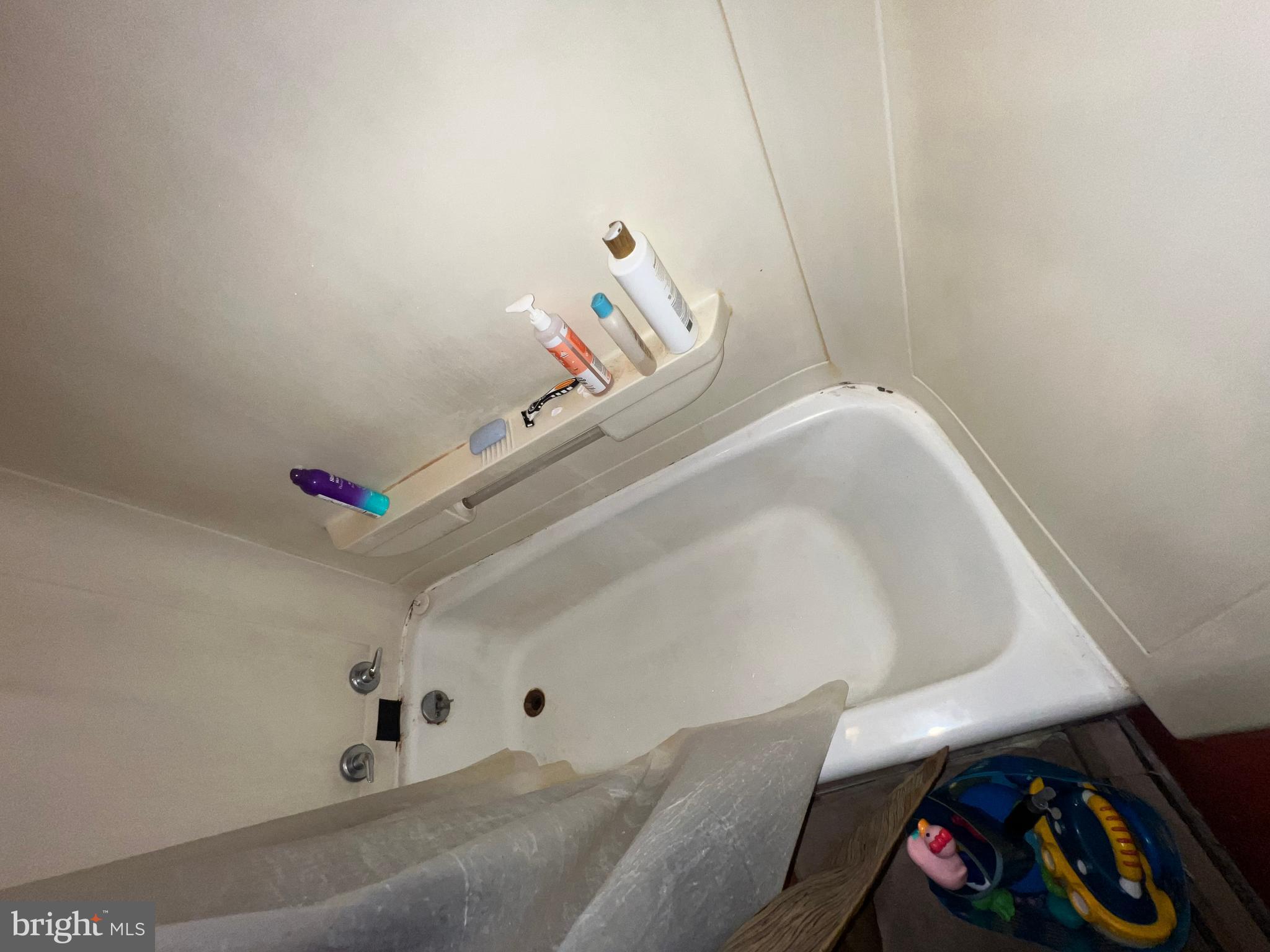 MOUNT CARMEL - Residential