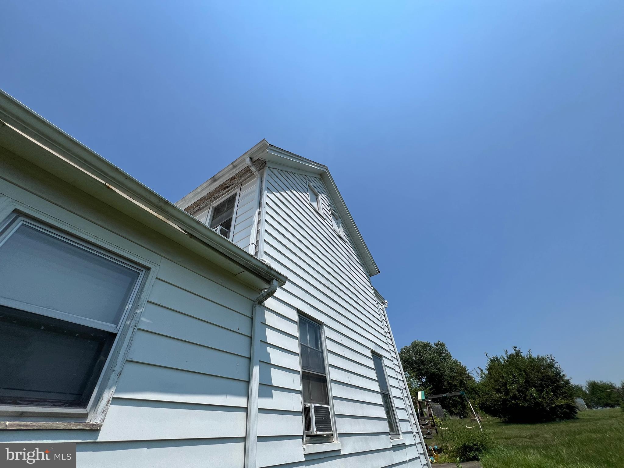 MOUNT CARMEL - Residential