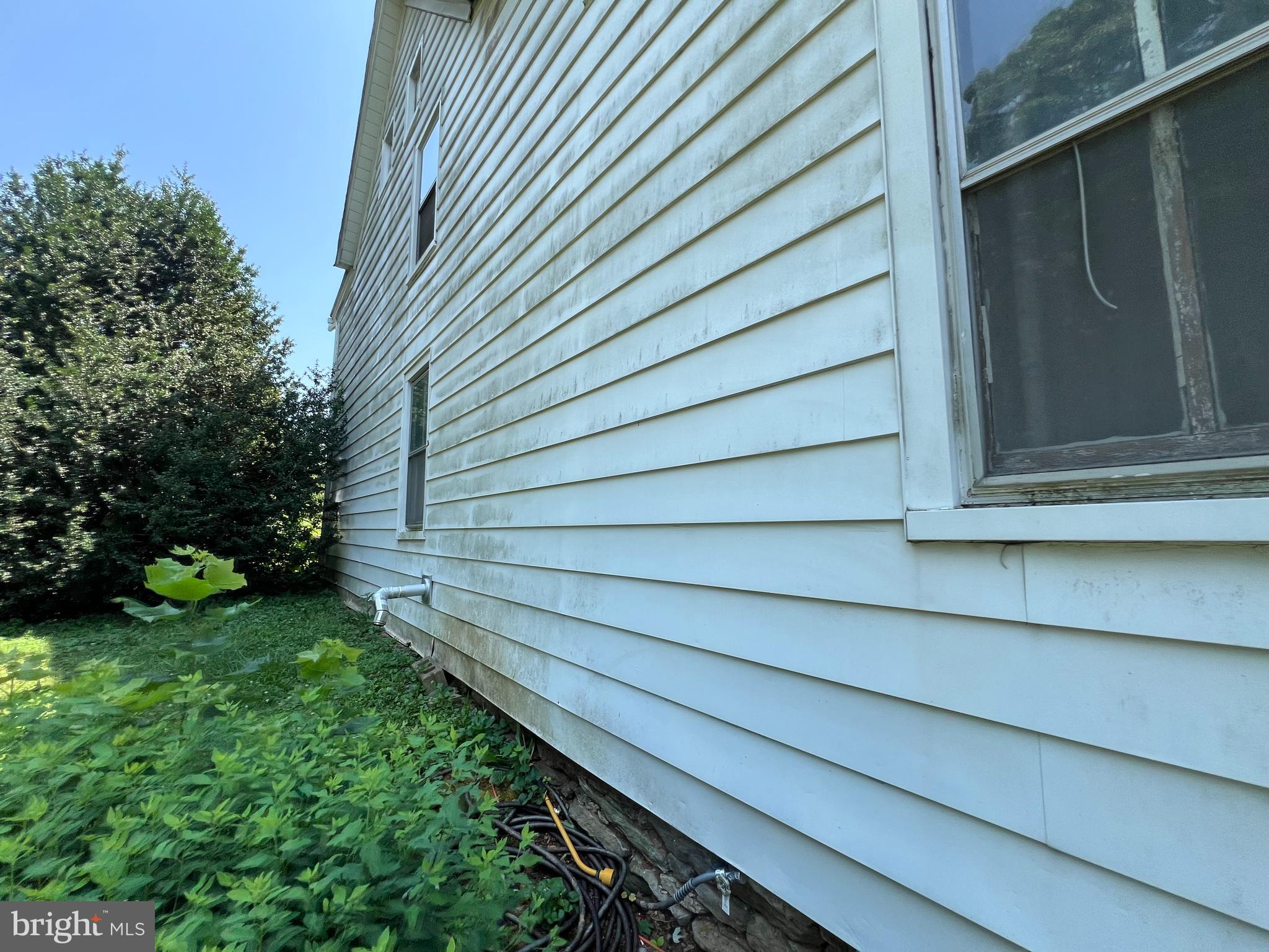 MOUNT CARMEL - Residential