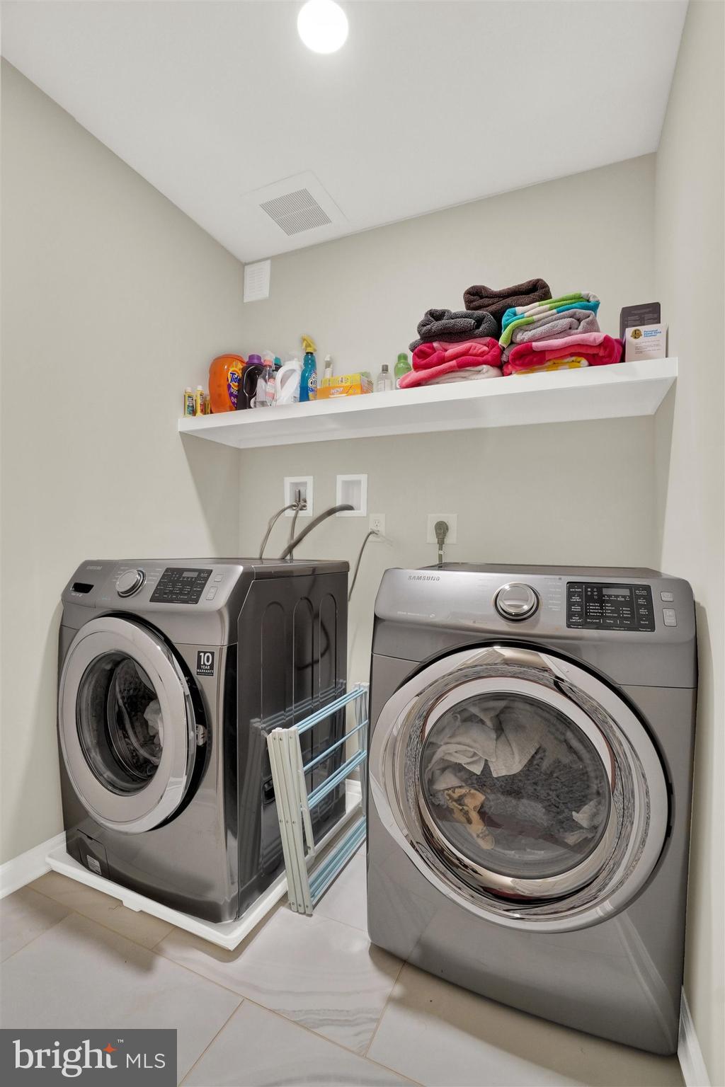 WYNDHAM HILLS - Residential