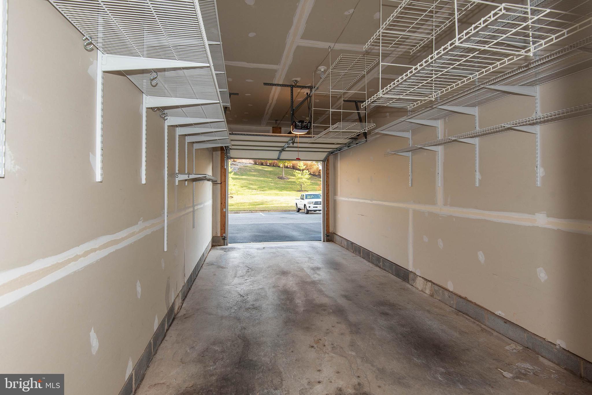 PINEY ORCHARD - Residential