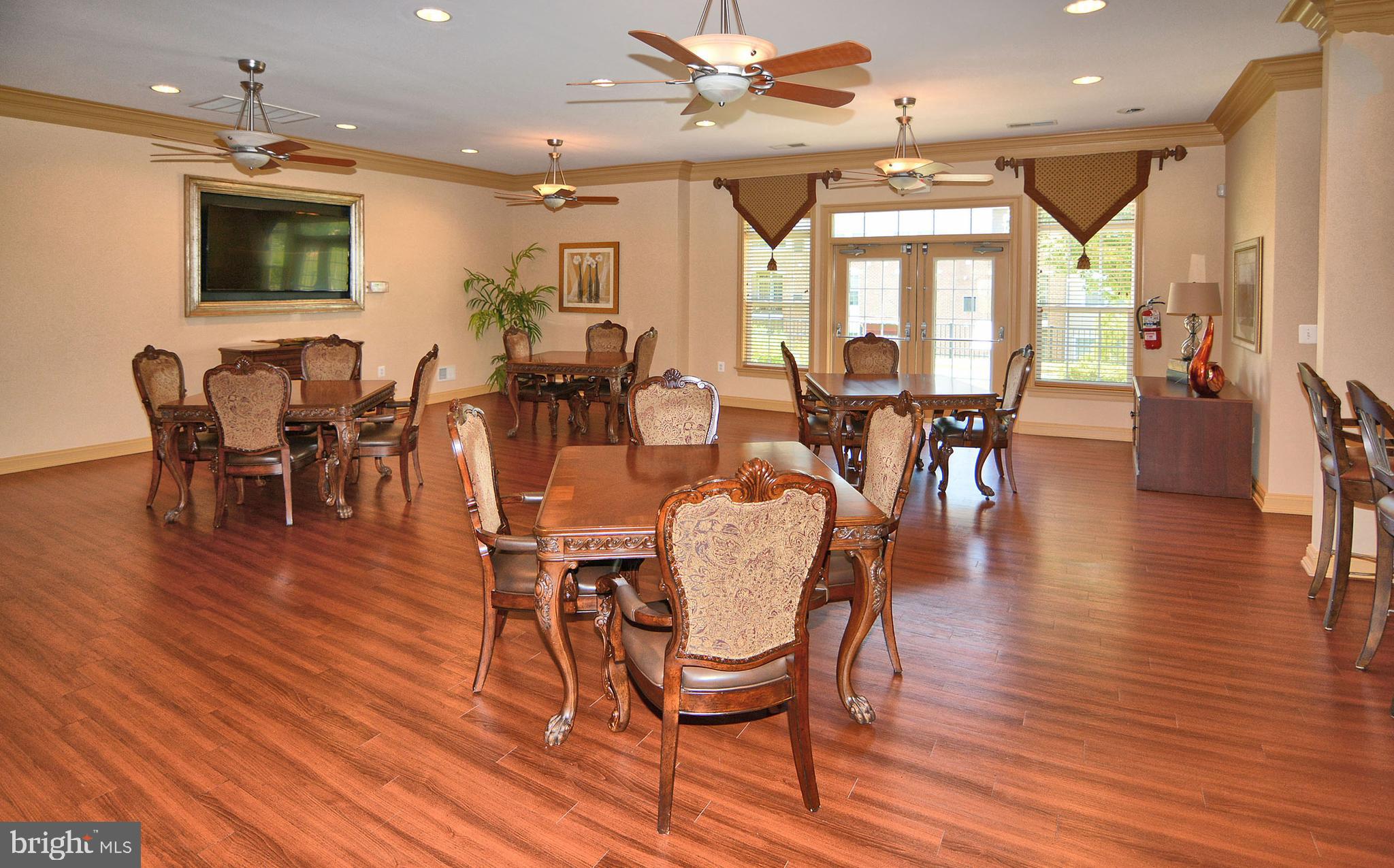 PINEY ORCHARD - Residential