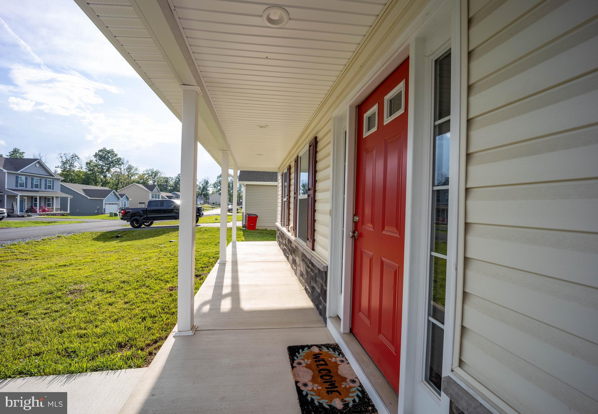 MIDDLE CREEK MANOR - Residential