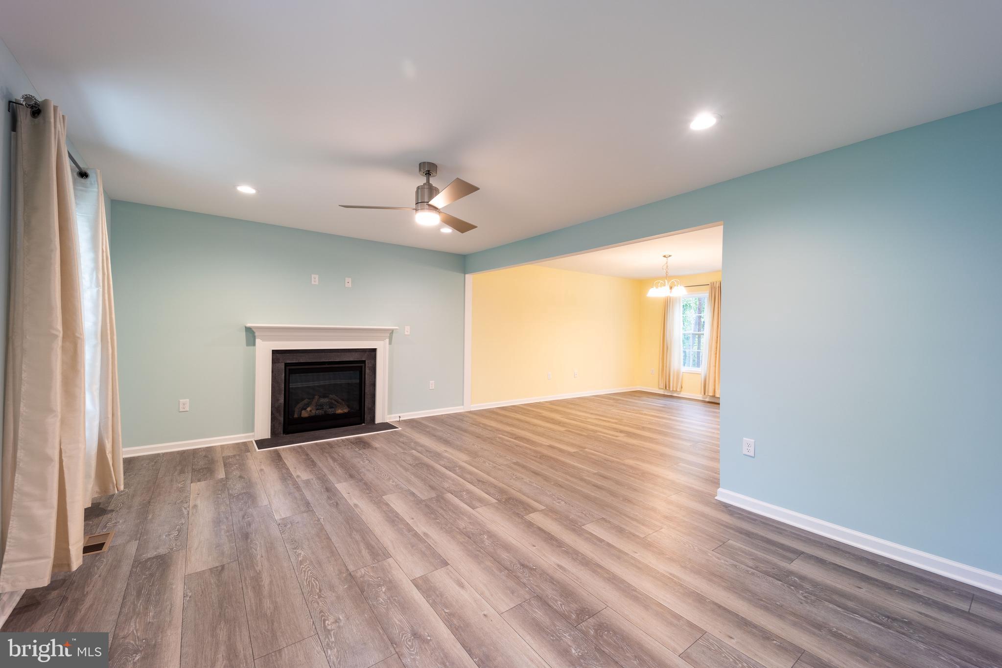 MIDDLE CREEK MANOR - Residential