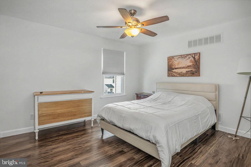 COUNTRY CREEK - Residential