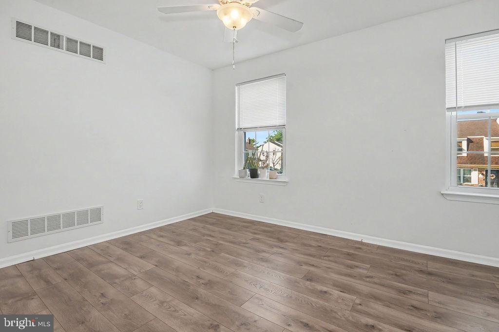 COUNTRY CREEK - Residential