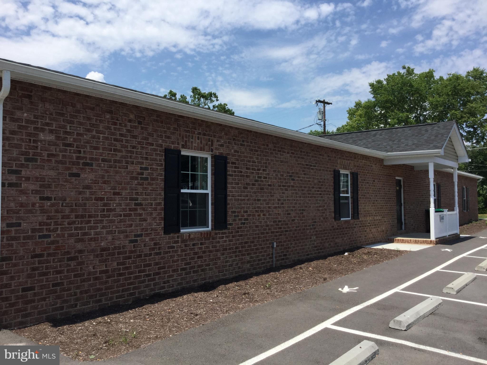 143 N FORT STREET 2