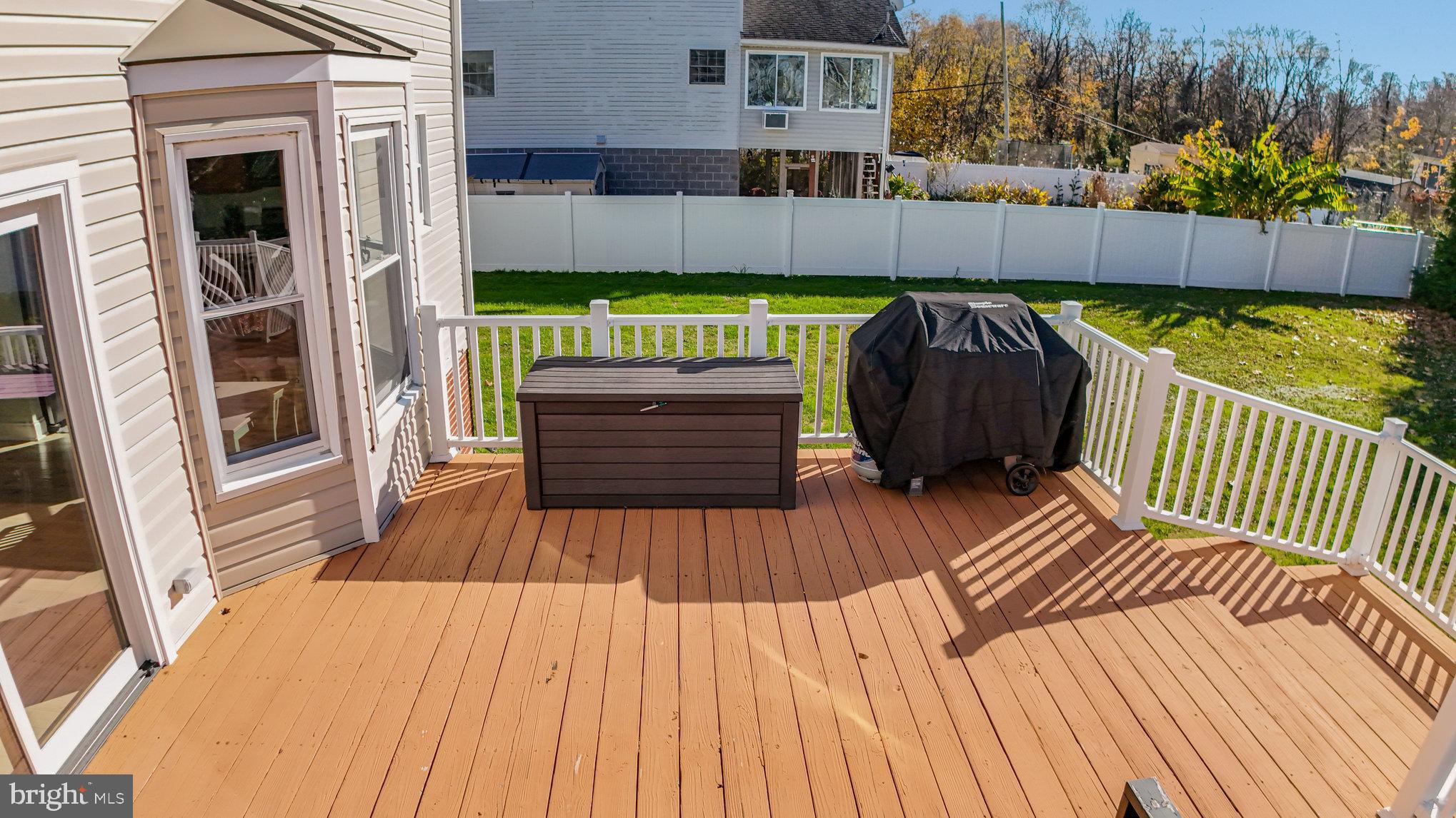 MILLERS ISLAND - Residential