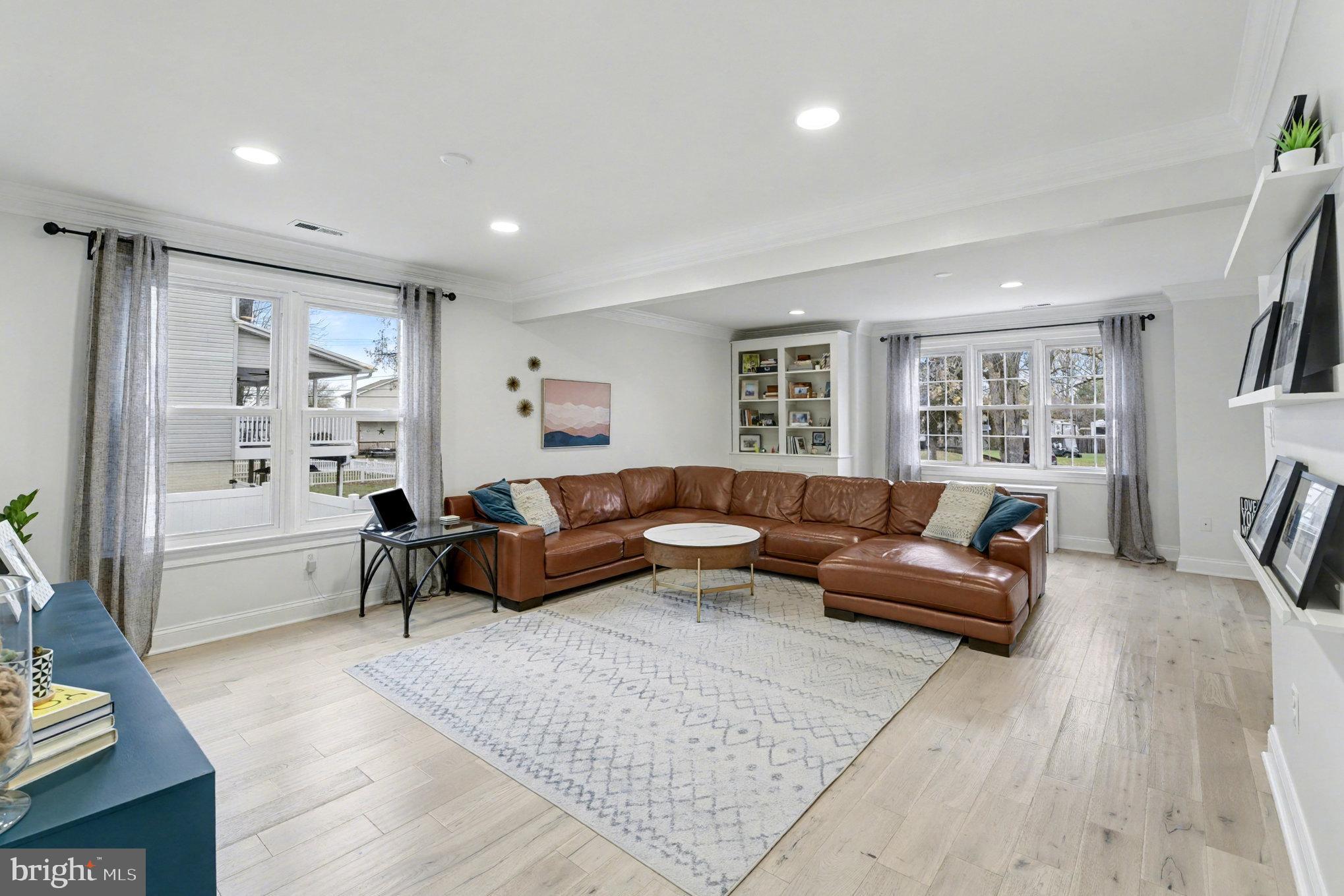 MILLERS ISLAND - Residential