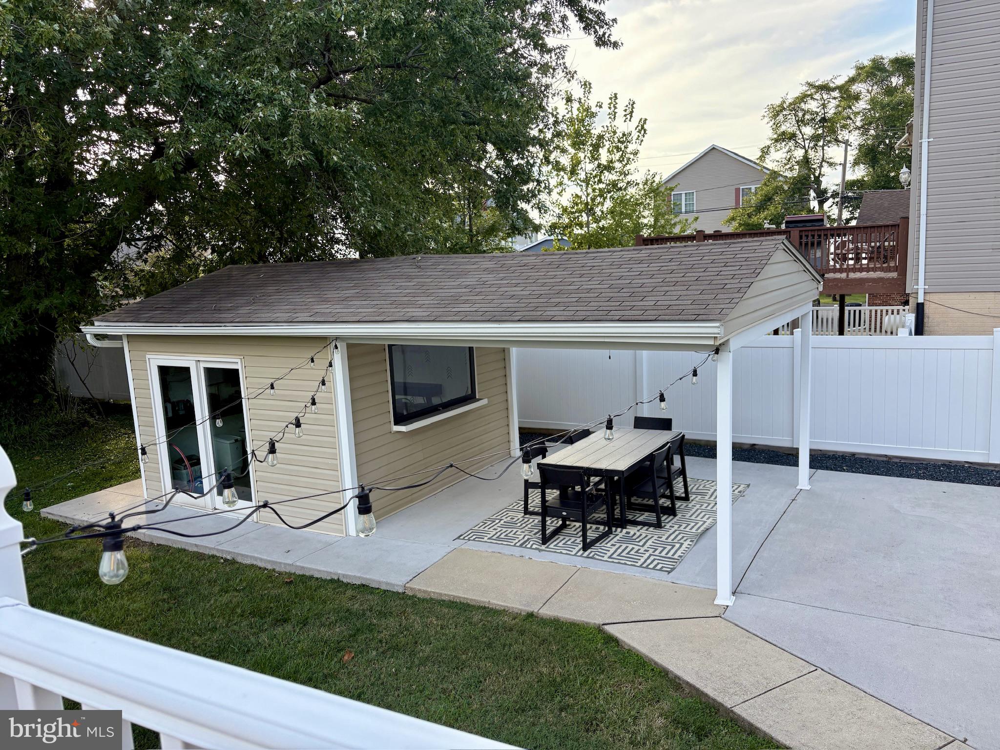 MILLERS ISLAND - Residential