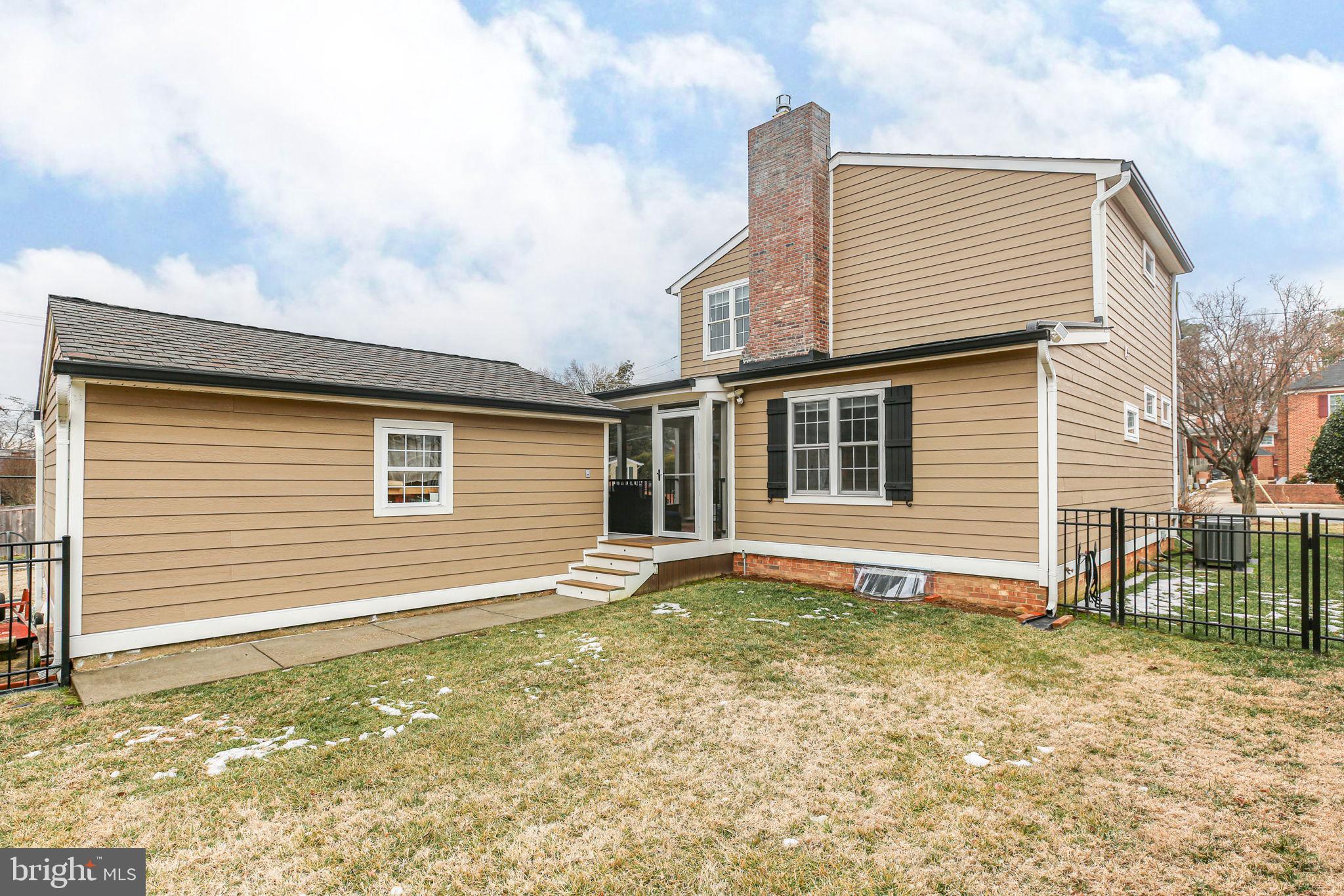 COLLEGE TERRACE - Residential