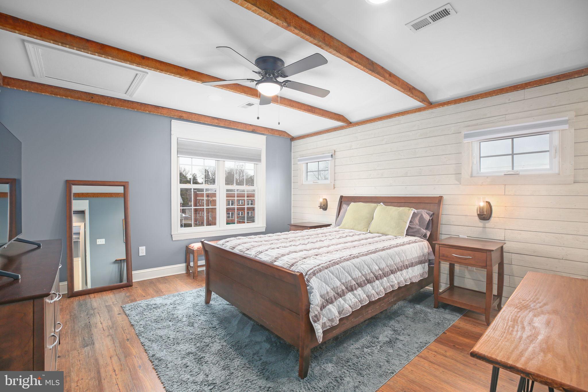 COLLEGE TERRACE - Residential