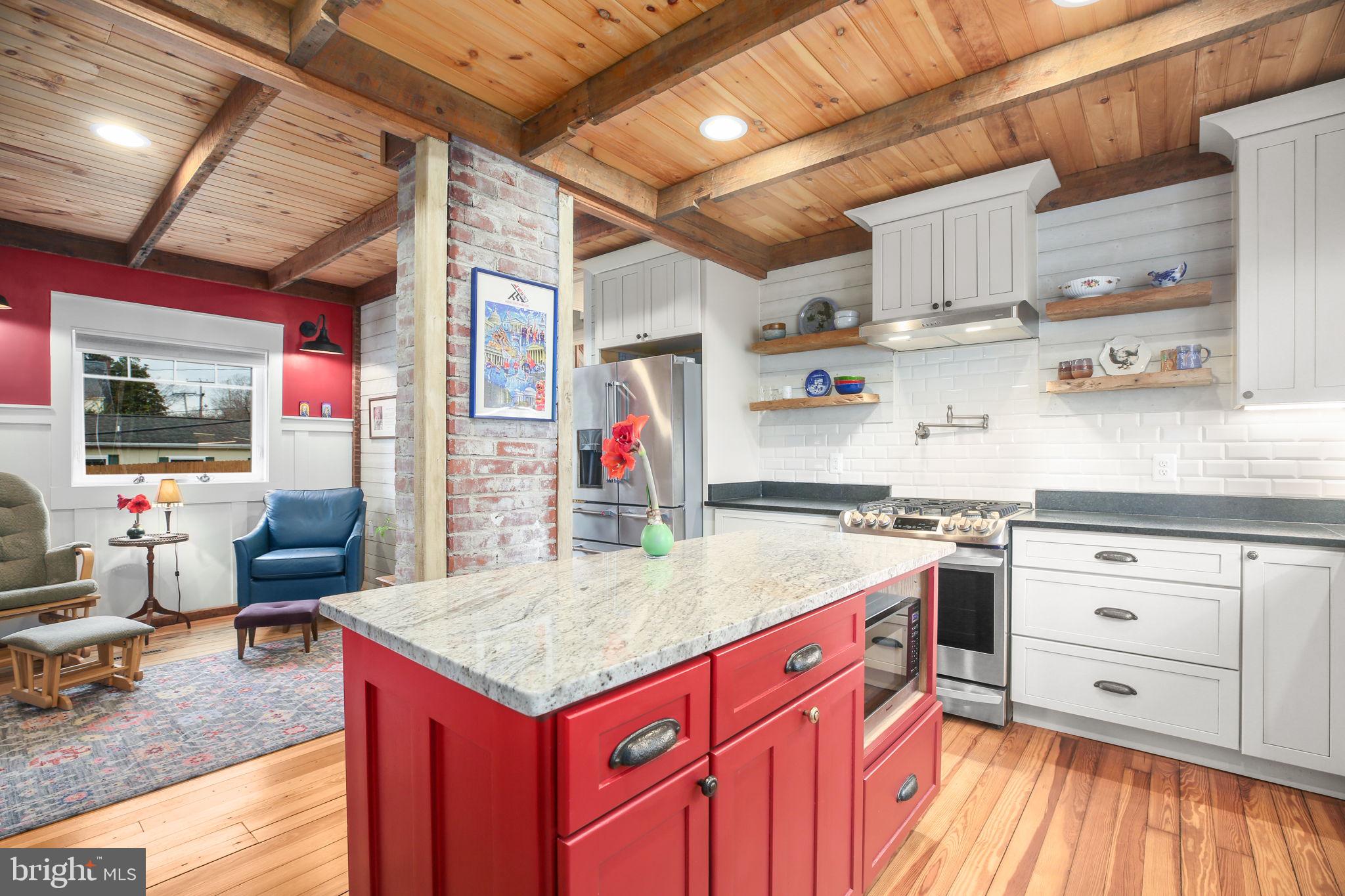 COLLEGE TERRACE - Residential