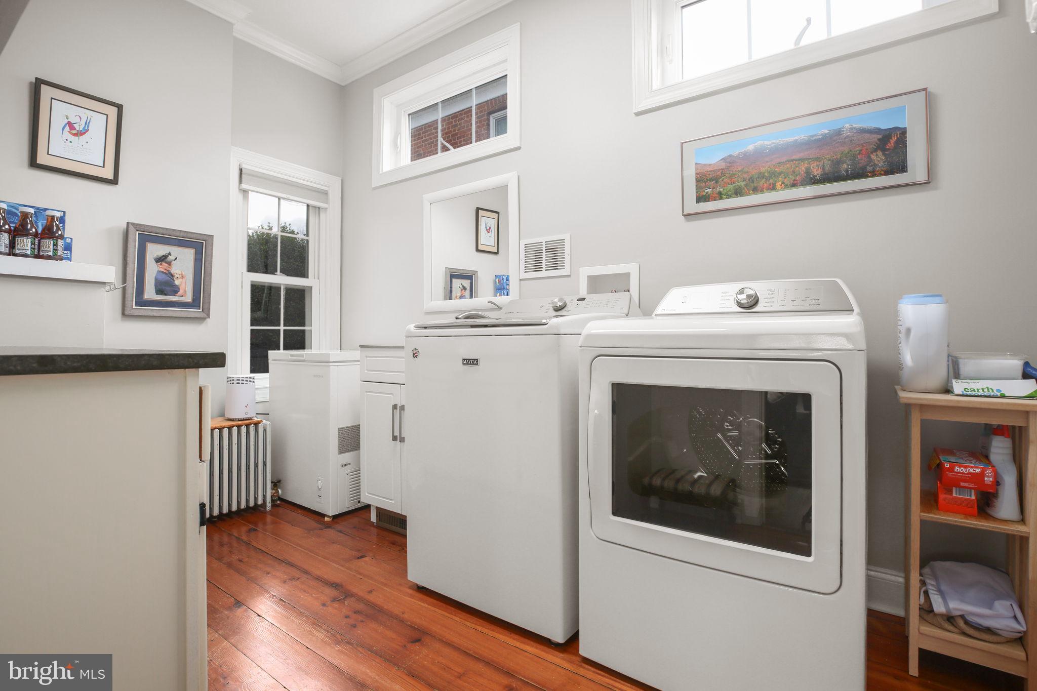 COLLEGE TERRACE - Residential