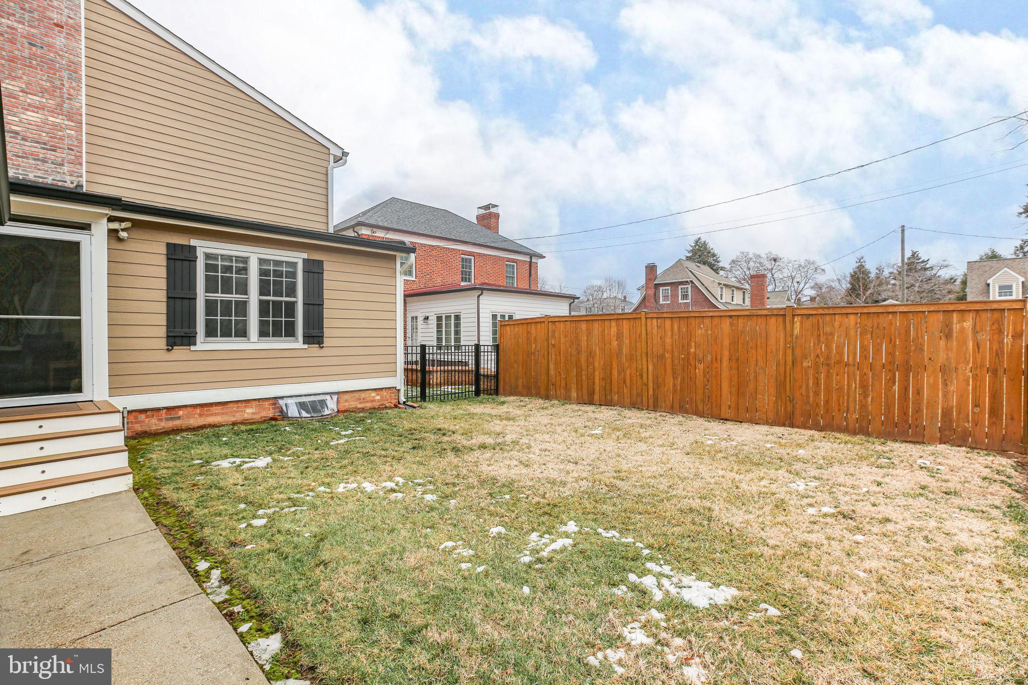 COLLEGE TERRACE - Residential