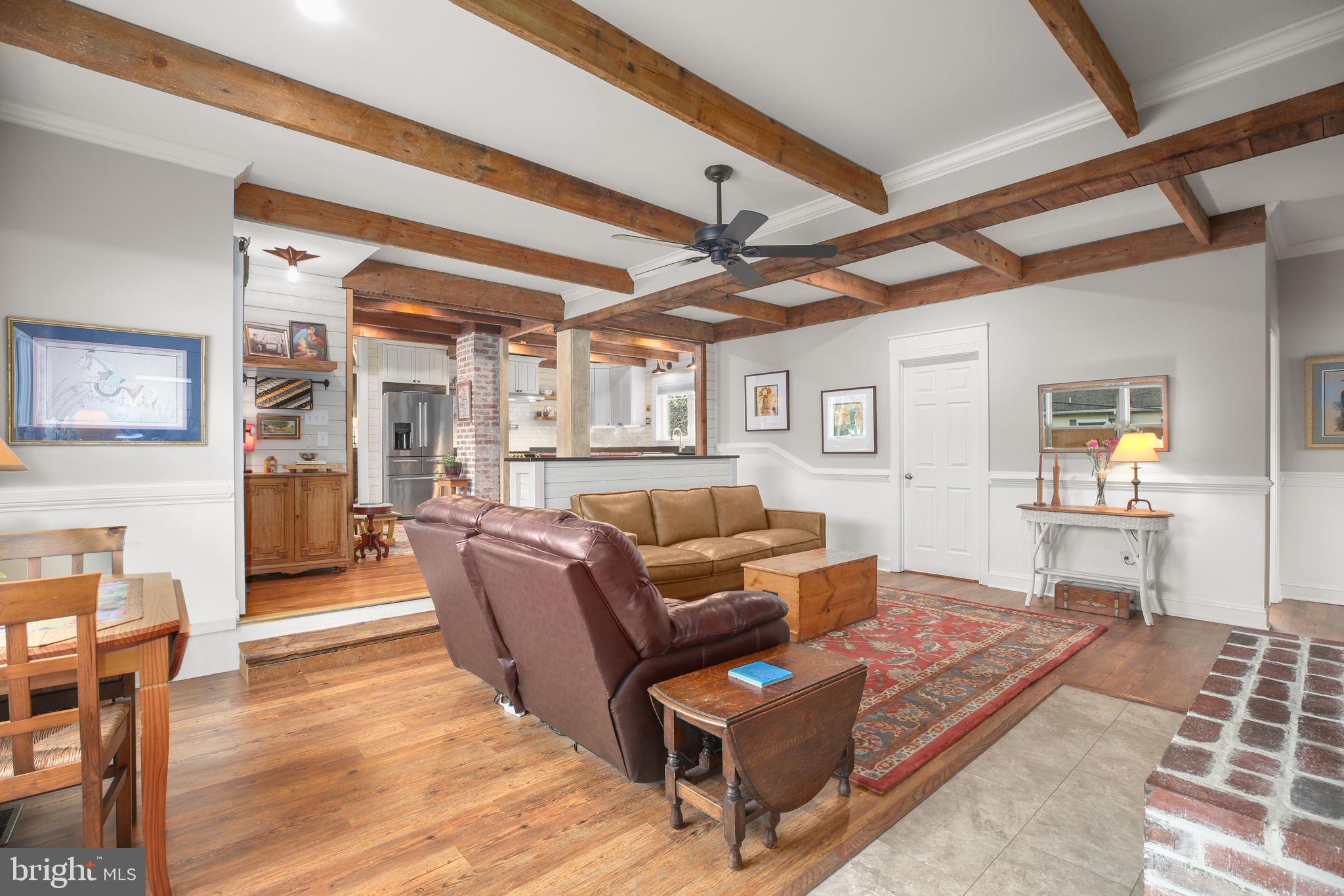 COLLEGE TERRACE - Residential