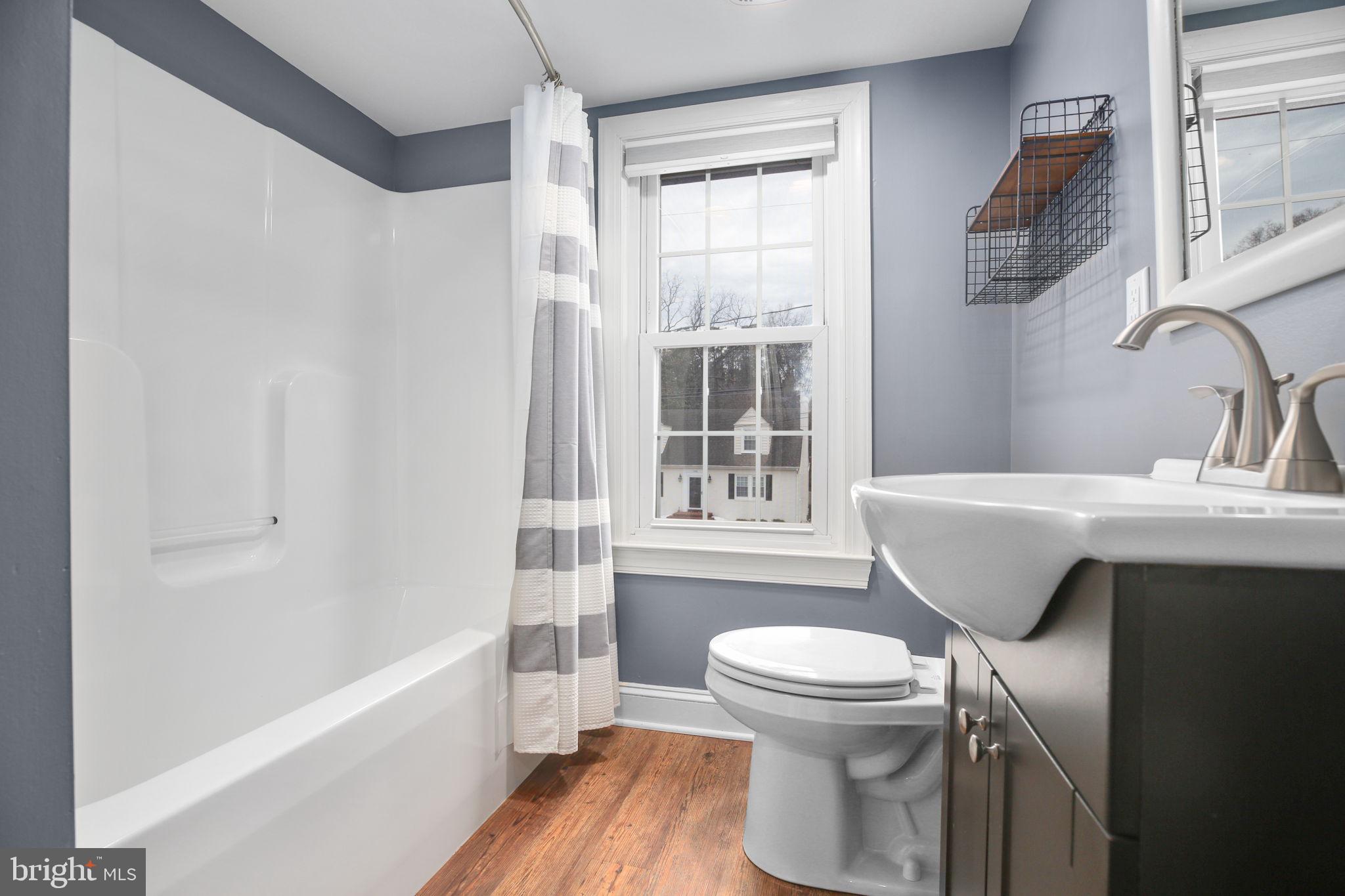 COLLEGE TERRACE - Residential