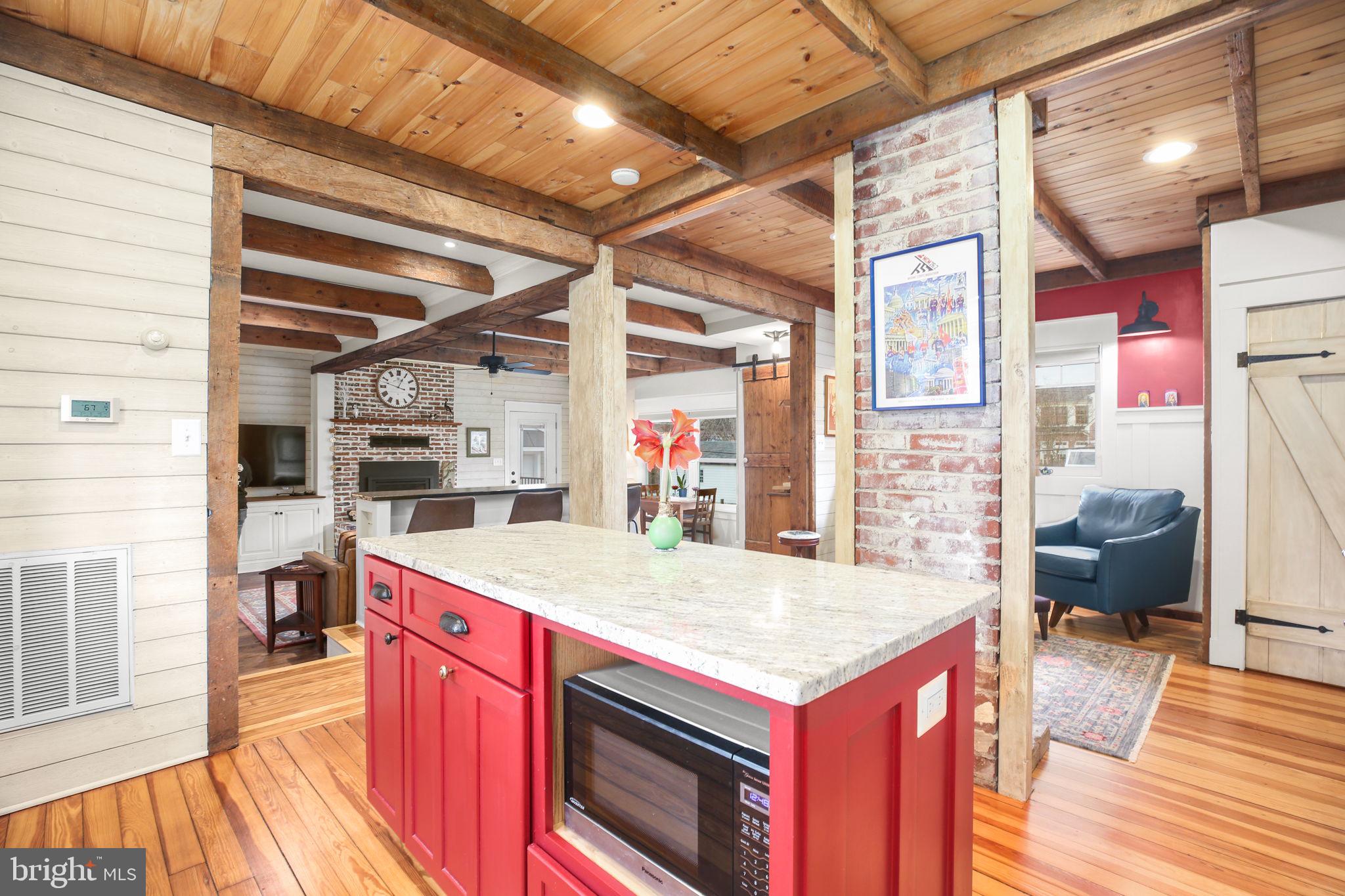 COLLEGE TERRACE - Residential