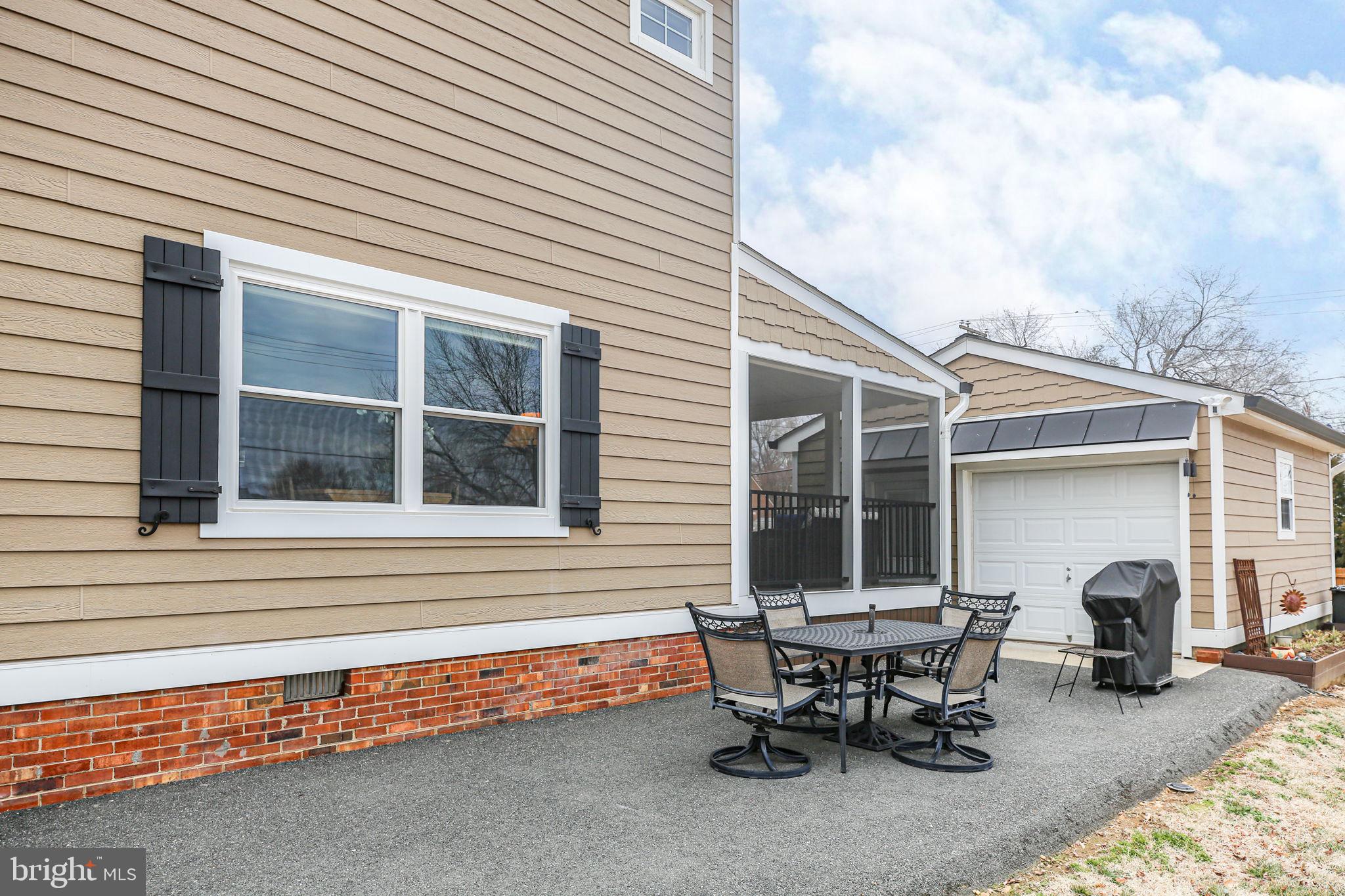 COLLEGE TERRACE - Residential