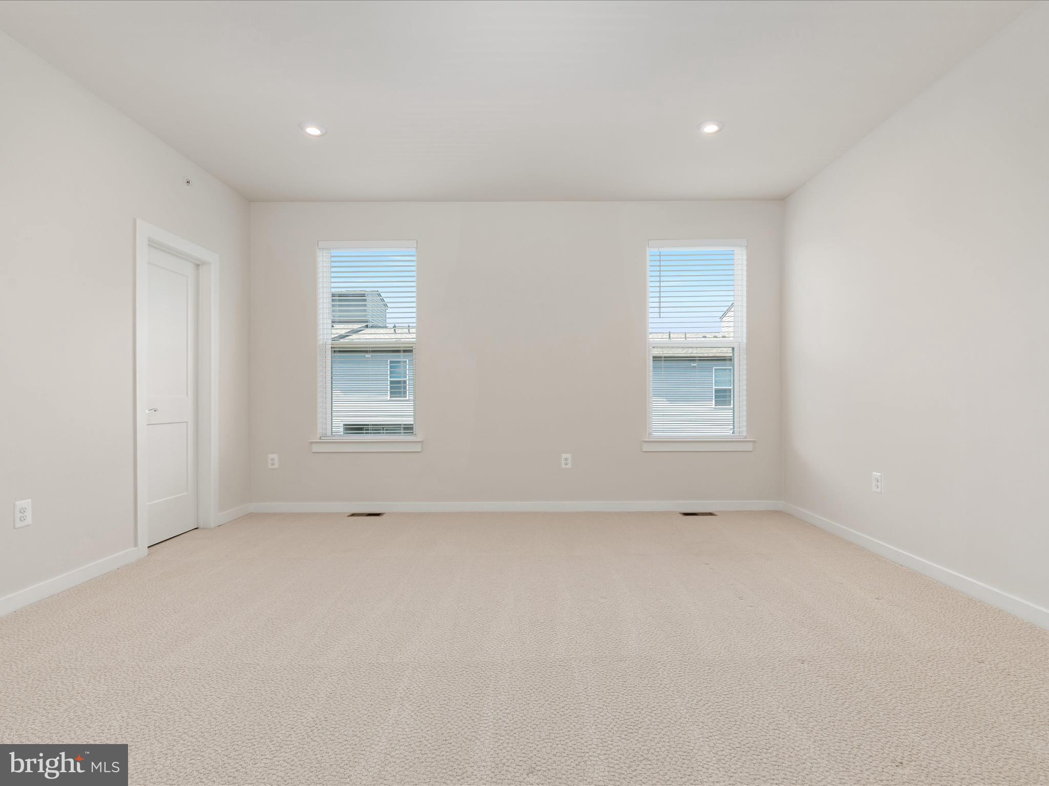 ASHBROOK PLACE - Residential Lease