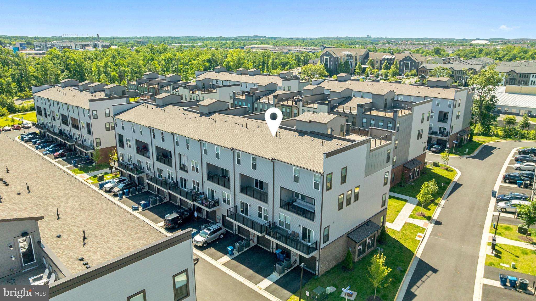 ASHBROOK PLACE - Residential Lease