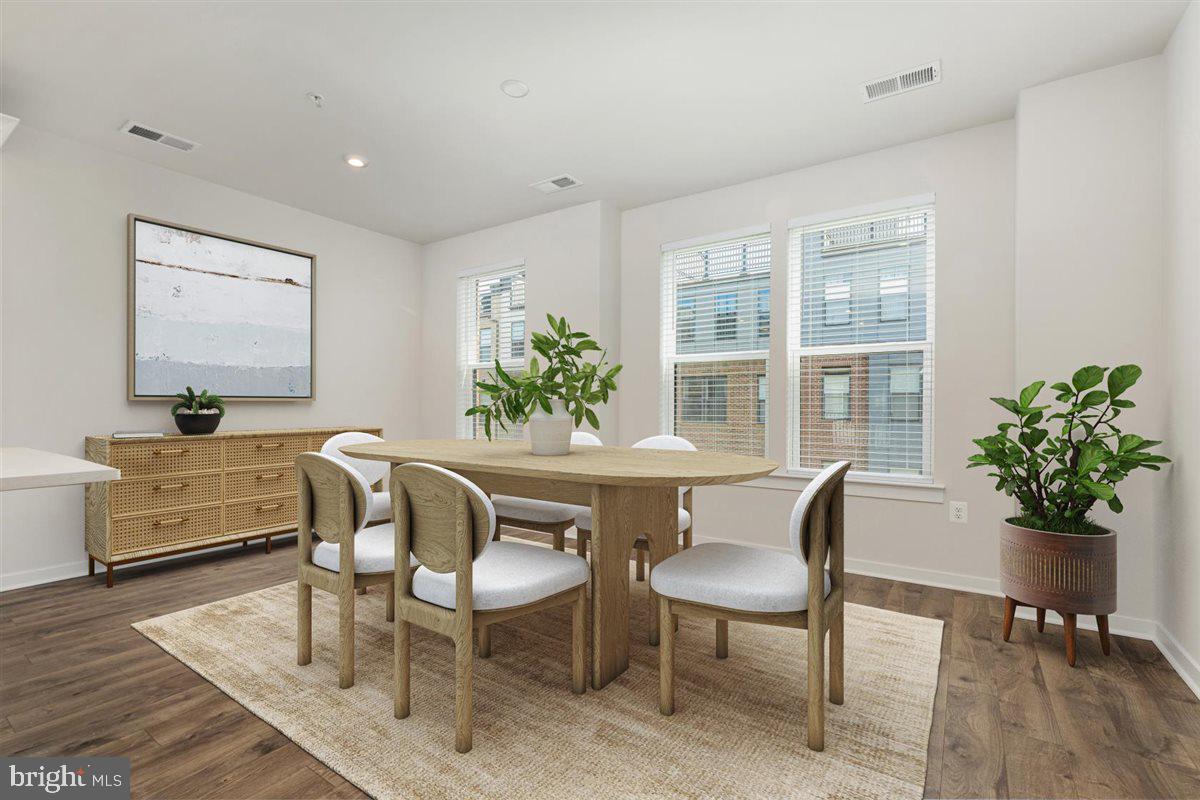 ASHBROOK PLACE - Residential Lease