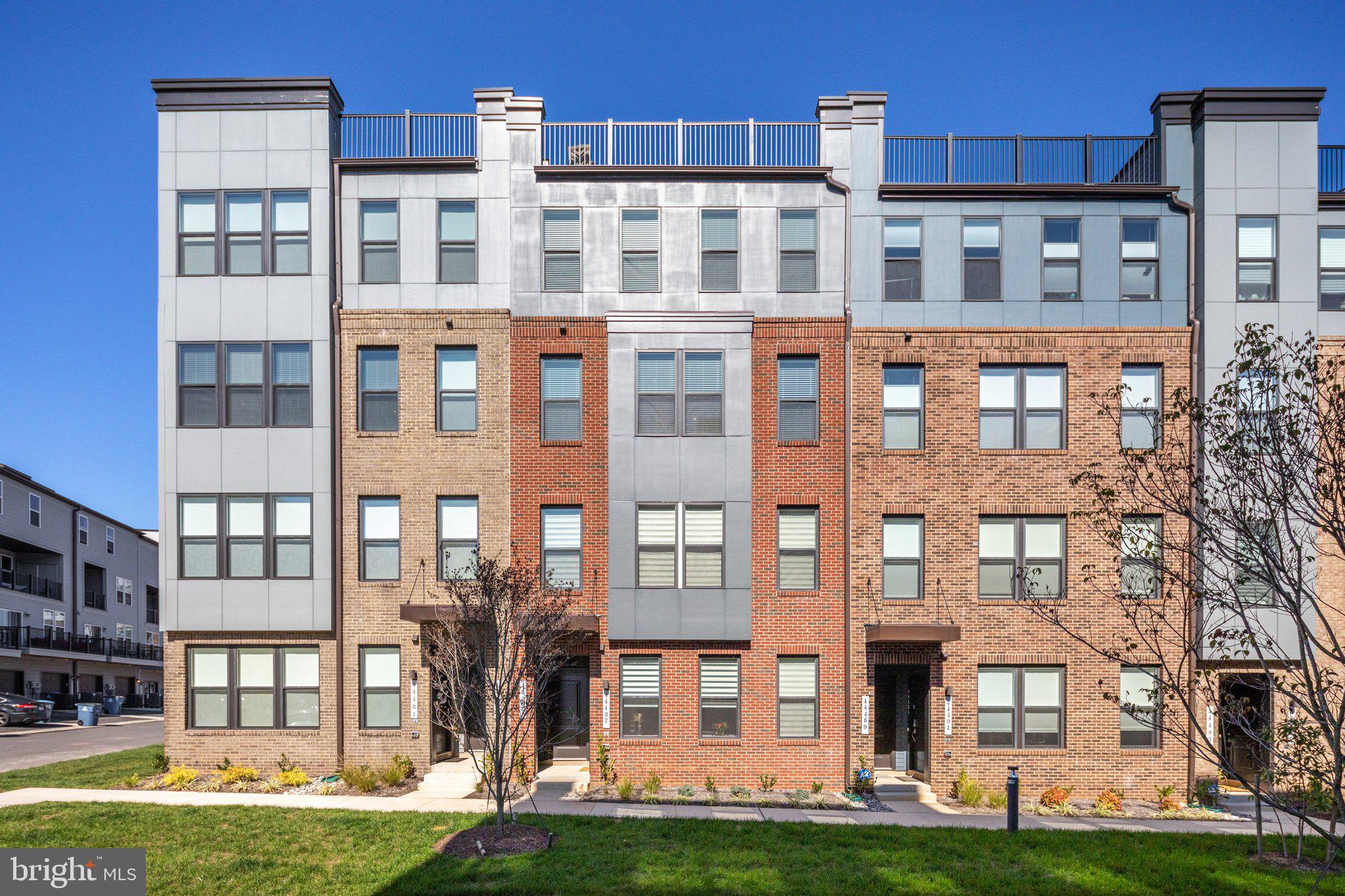 ASHBROOK PLACE - Residential Lease