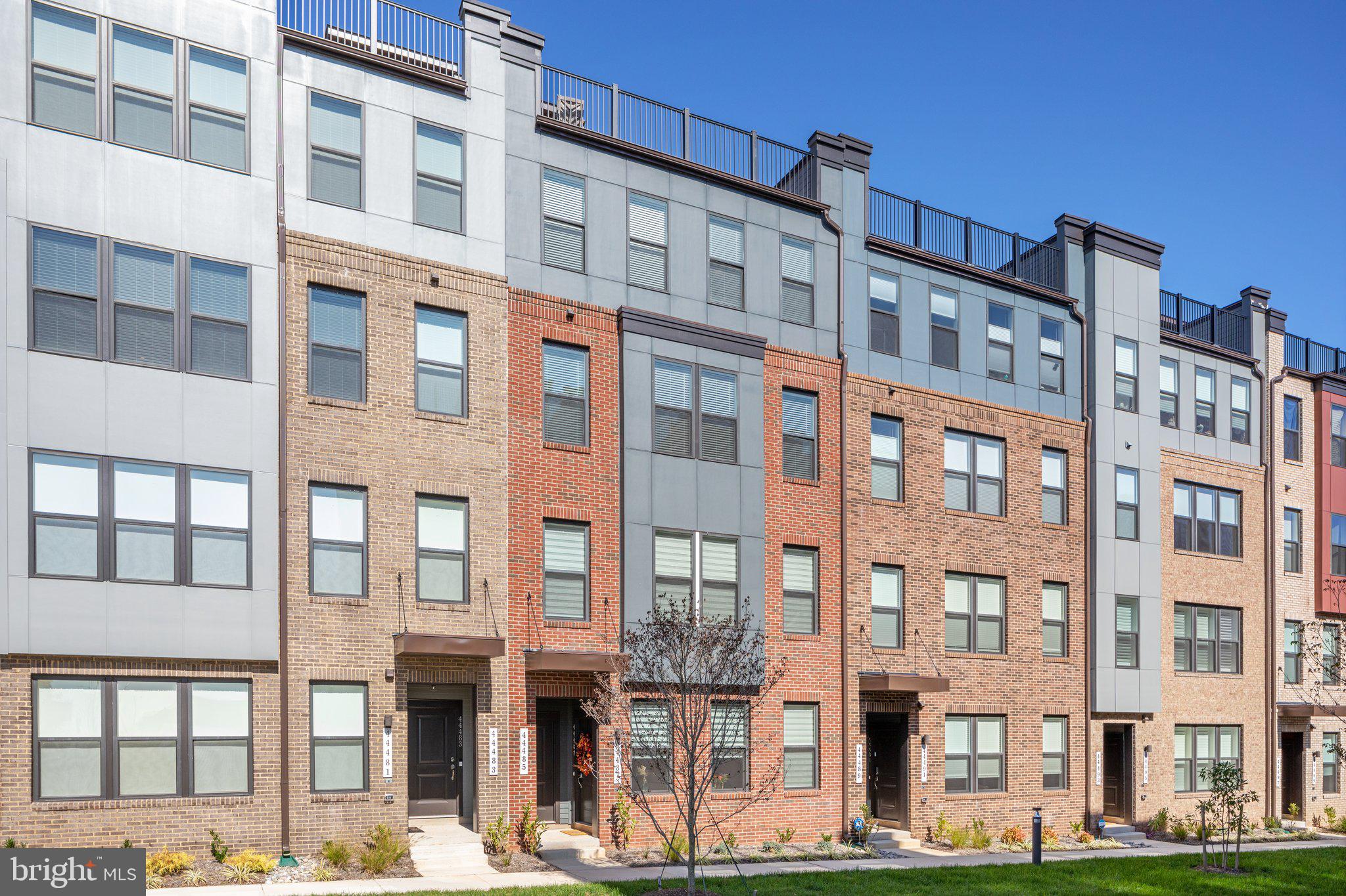 ASHBROOK PLACE - Residential Lease