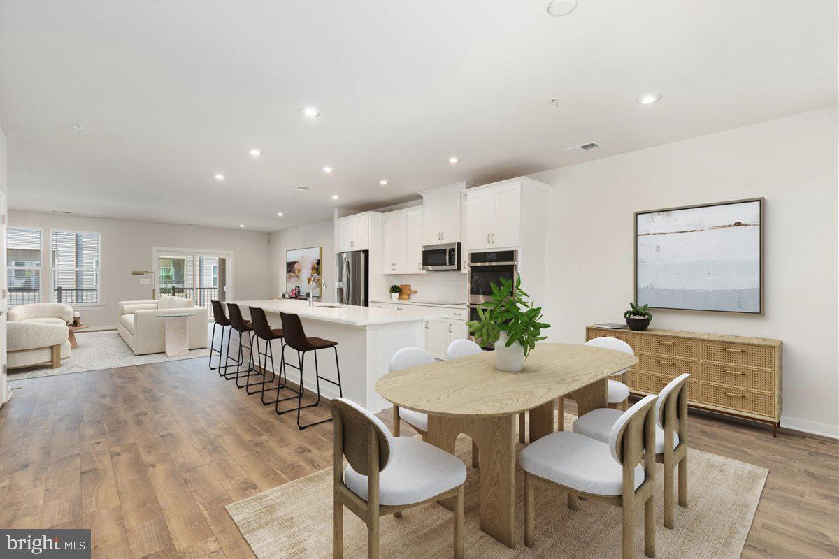 ASHBROOK PLACE - Residential Lease