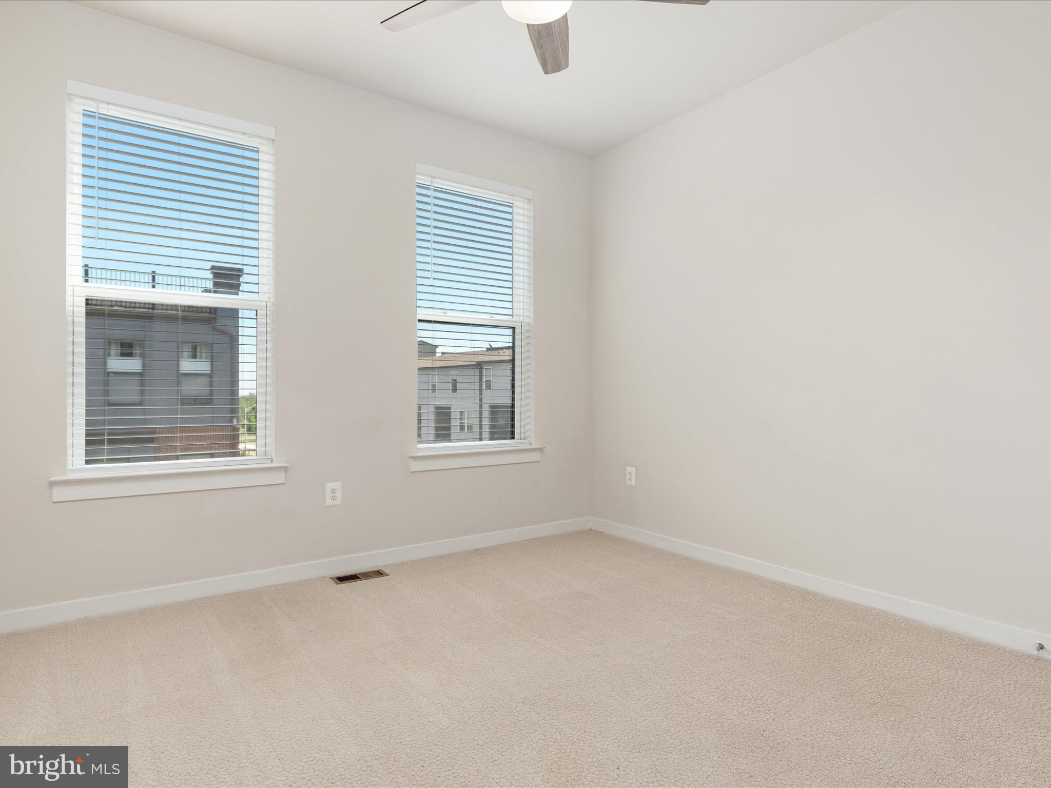 ASHBROOK PLACE - Residential Lease