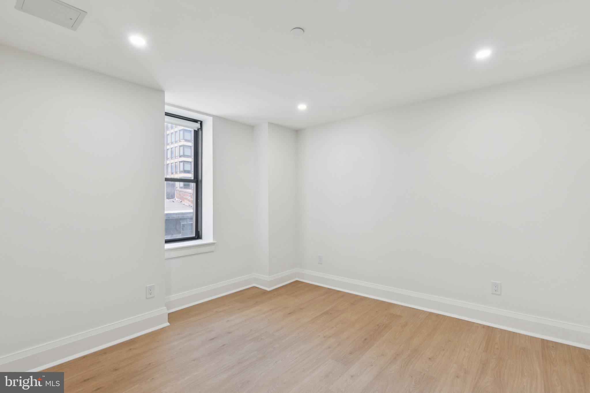 RITTENHOUSE SQUARE - Residential Lease