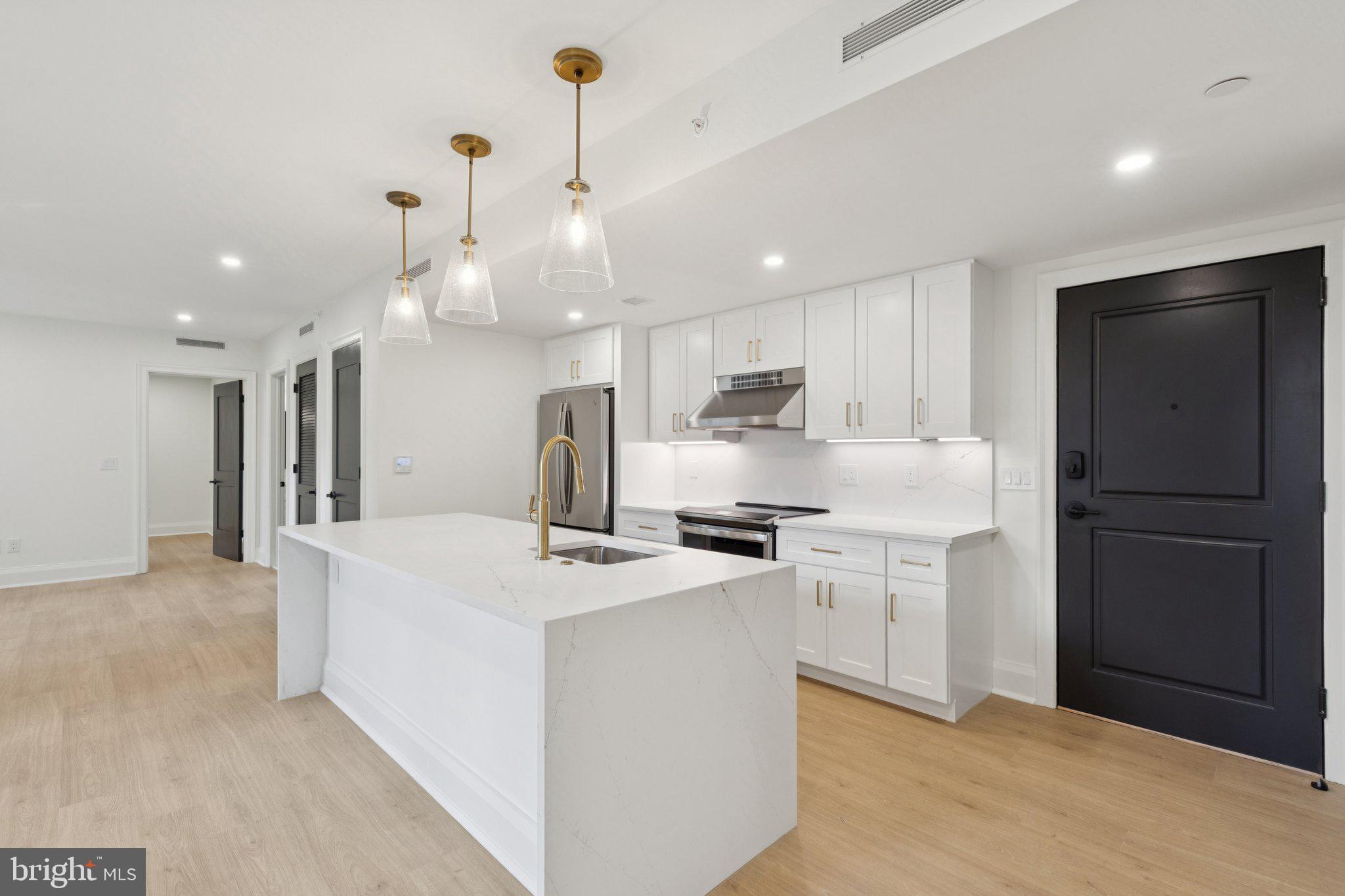 RITTENHOUSE SQUARE - Residential Lease