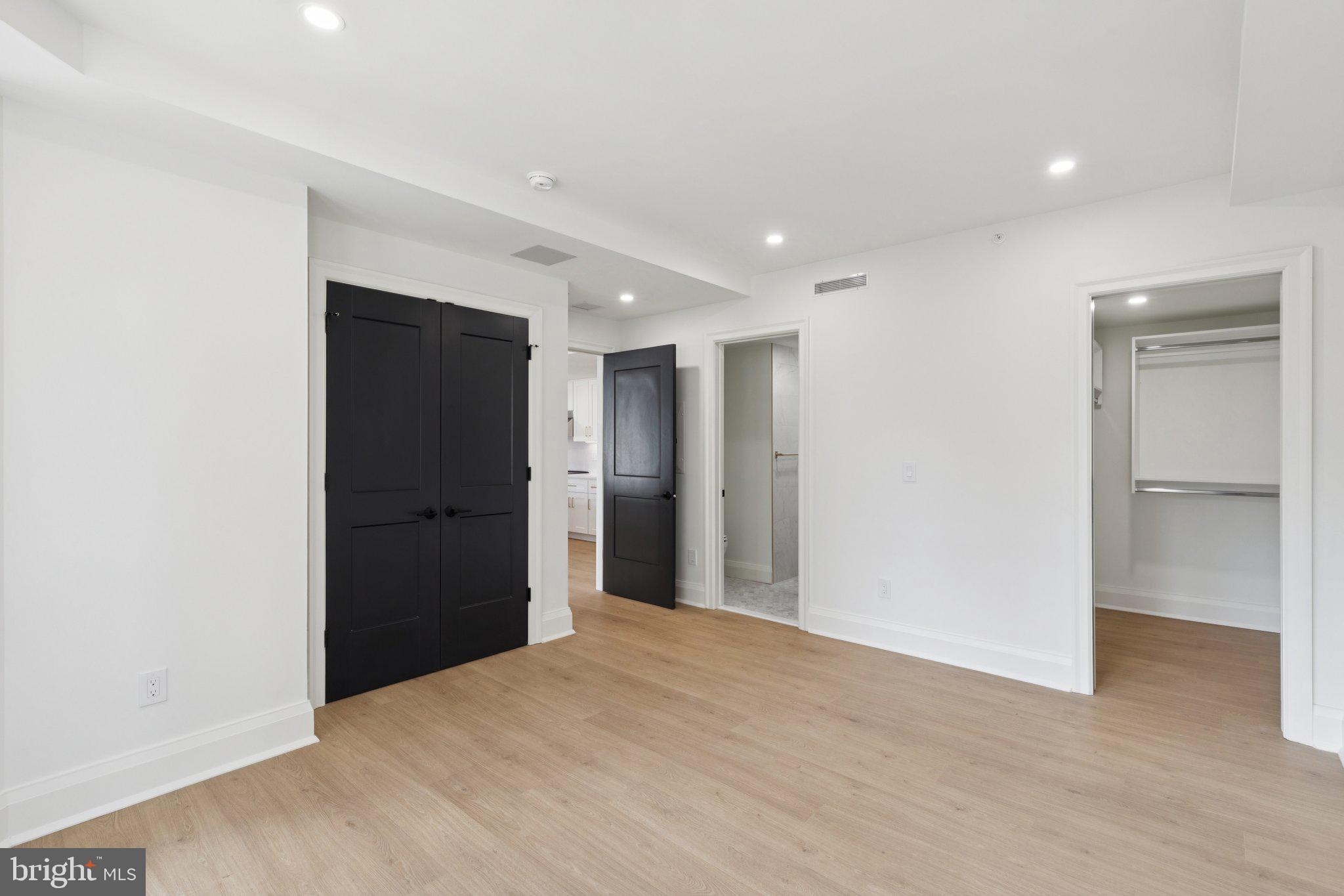 RITTENHOUSE SQUARE - Residential Lease