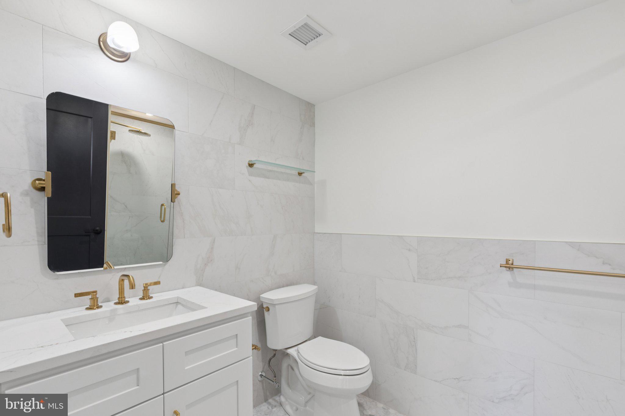 RITTENHOUSE SQUARE - Residential Lease