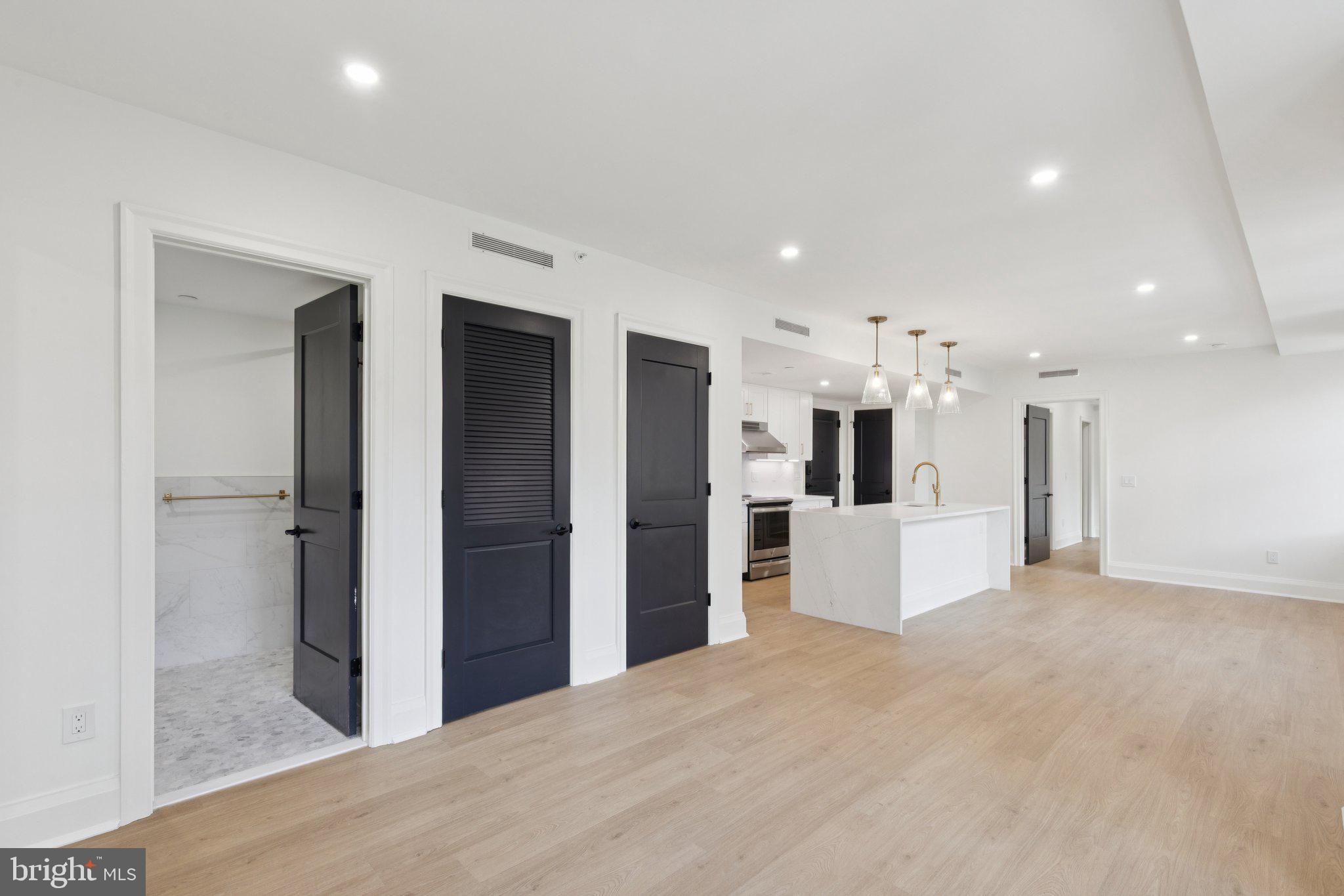 RITTENHOUSE SQUARE - Residential Lease