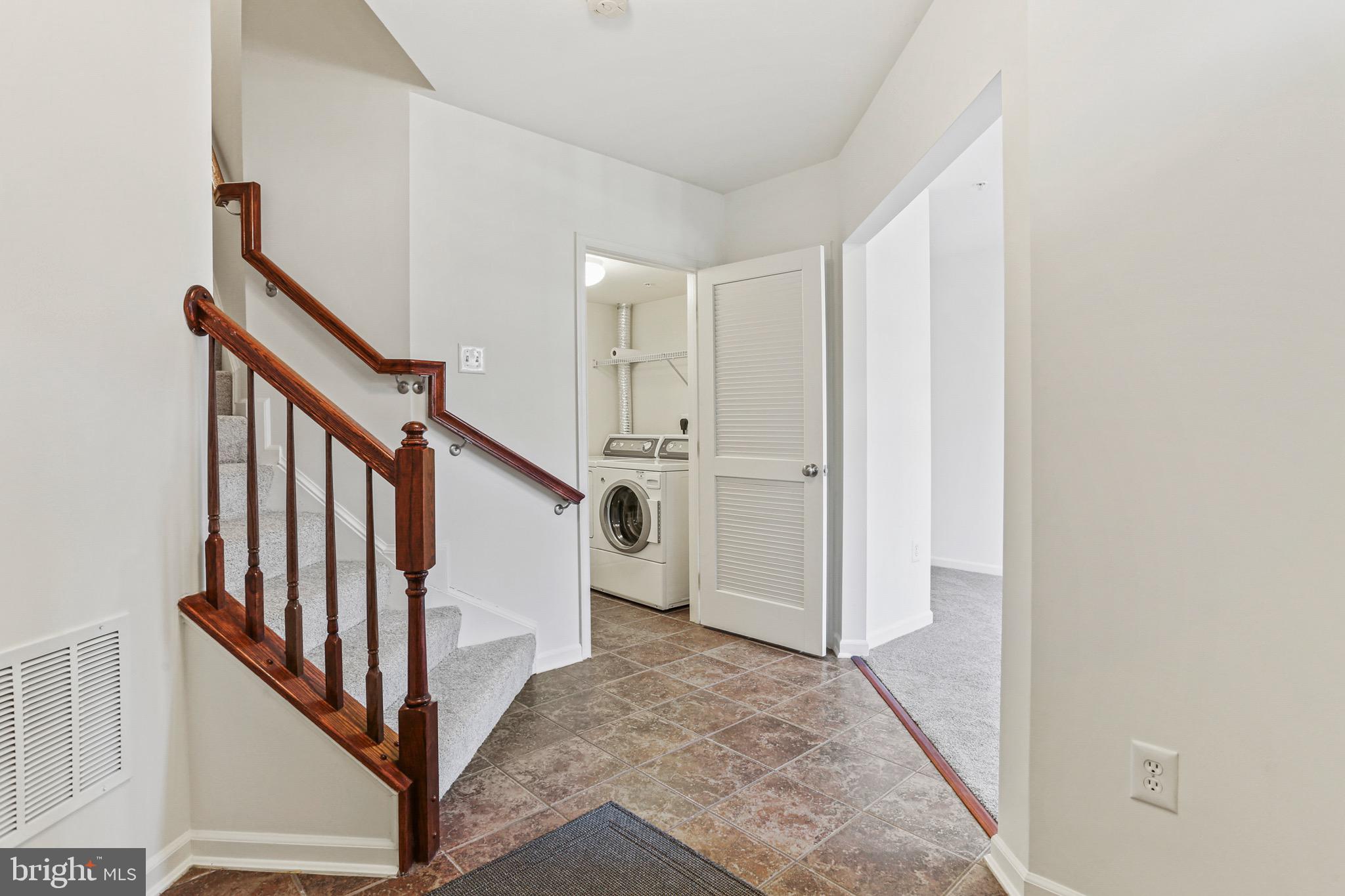 DORSEY CROSSING - Residential