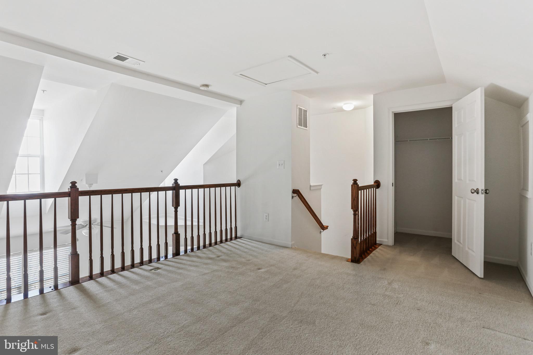 DORSEY CROSSING - Residential