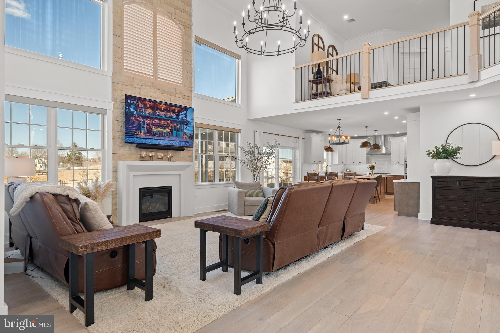 STONEHENGE ESTATES - Residential