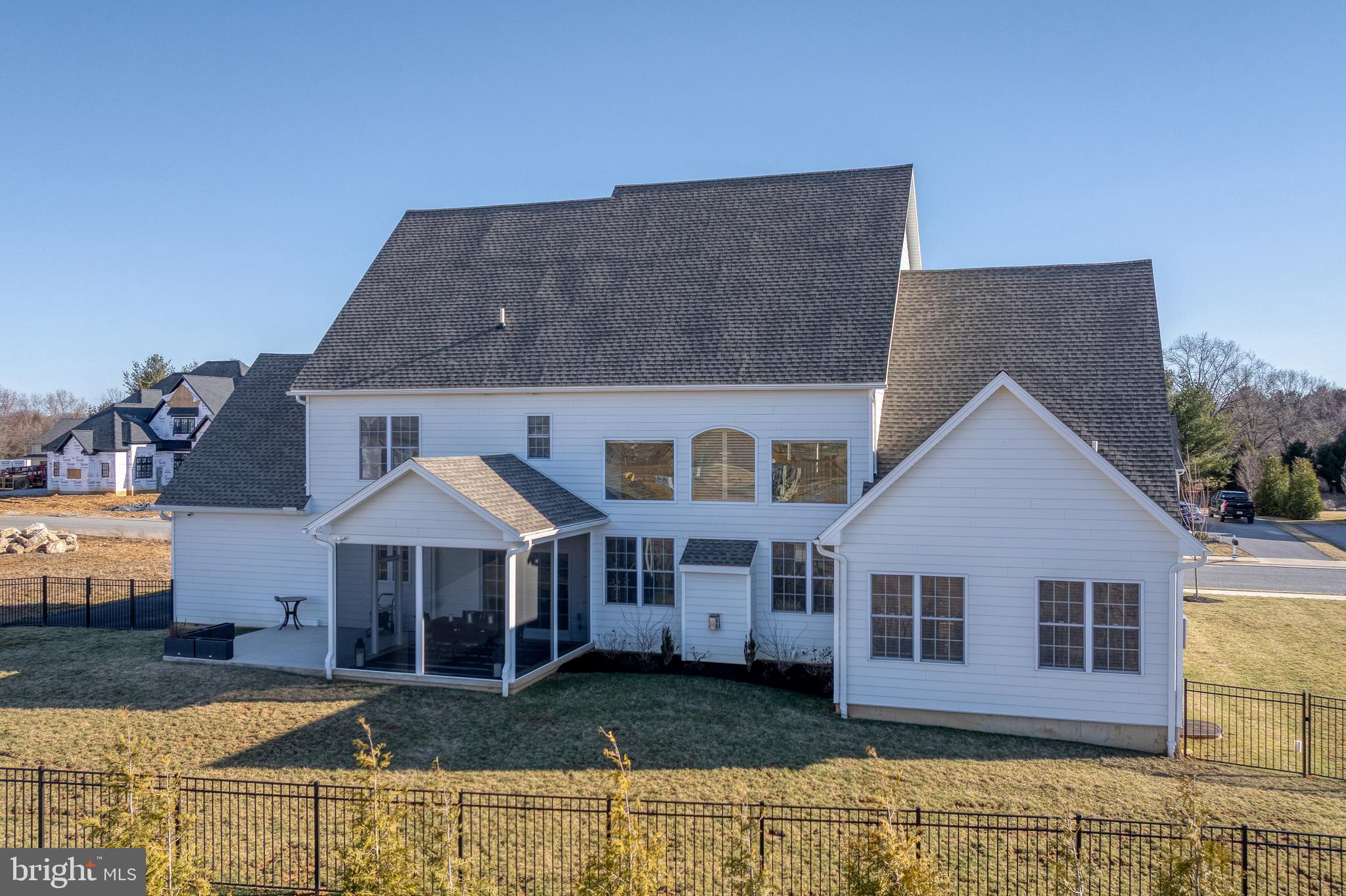 STONEHENGE ESTATES - Residential