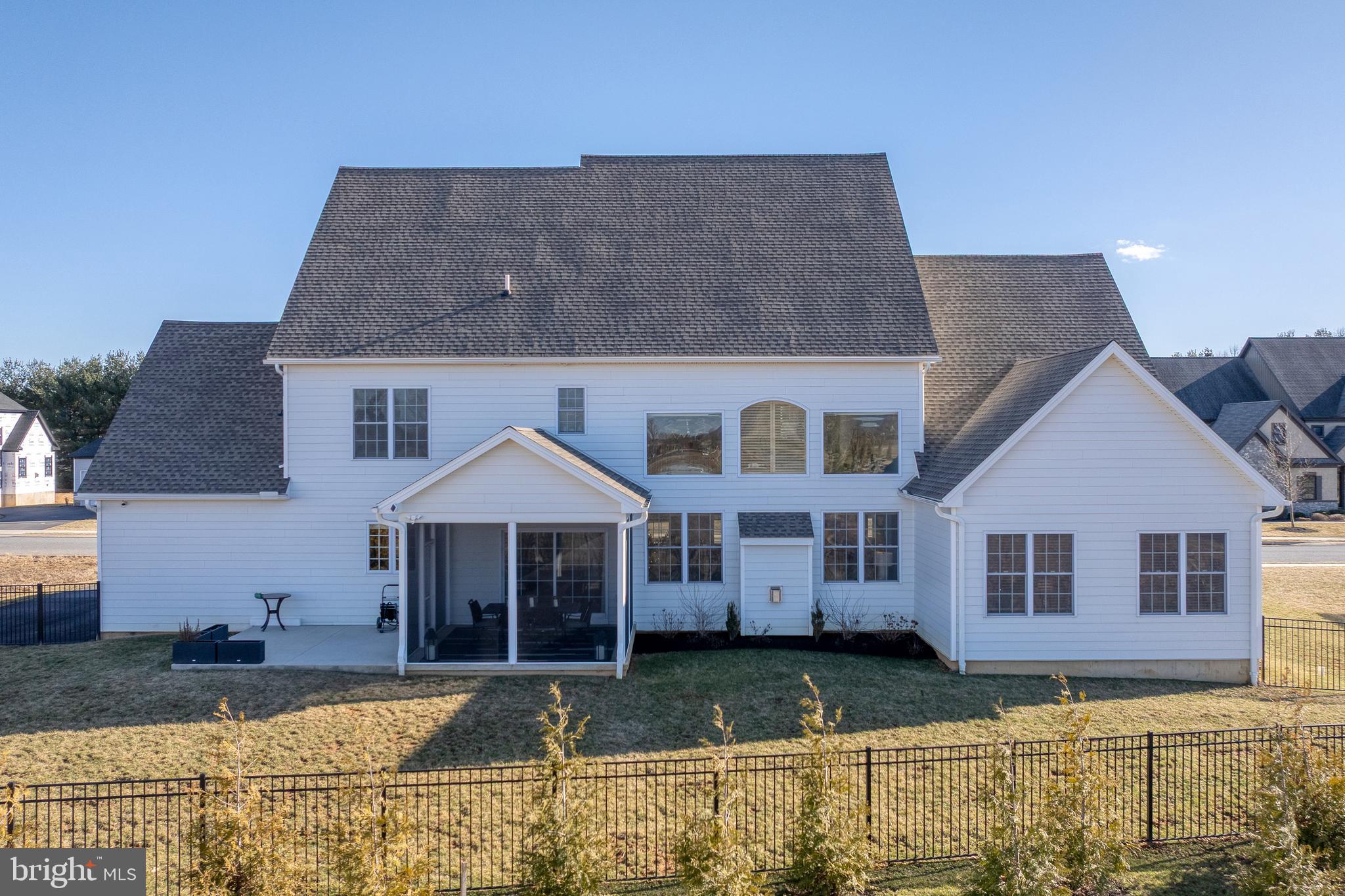 STONEHENGE ESTATES - Residential