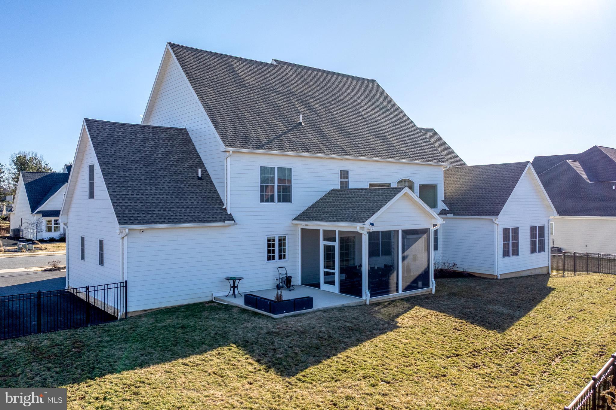 STONEHENGE ESTATES - Residential