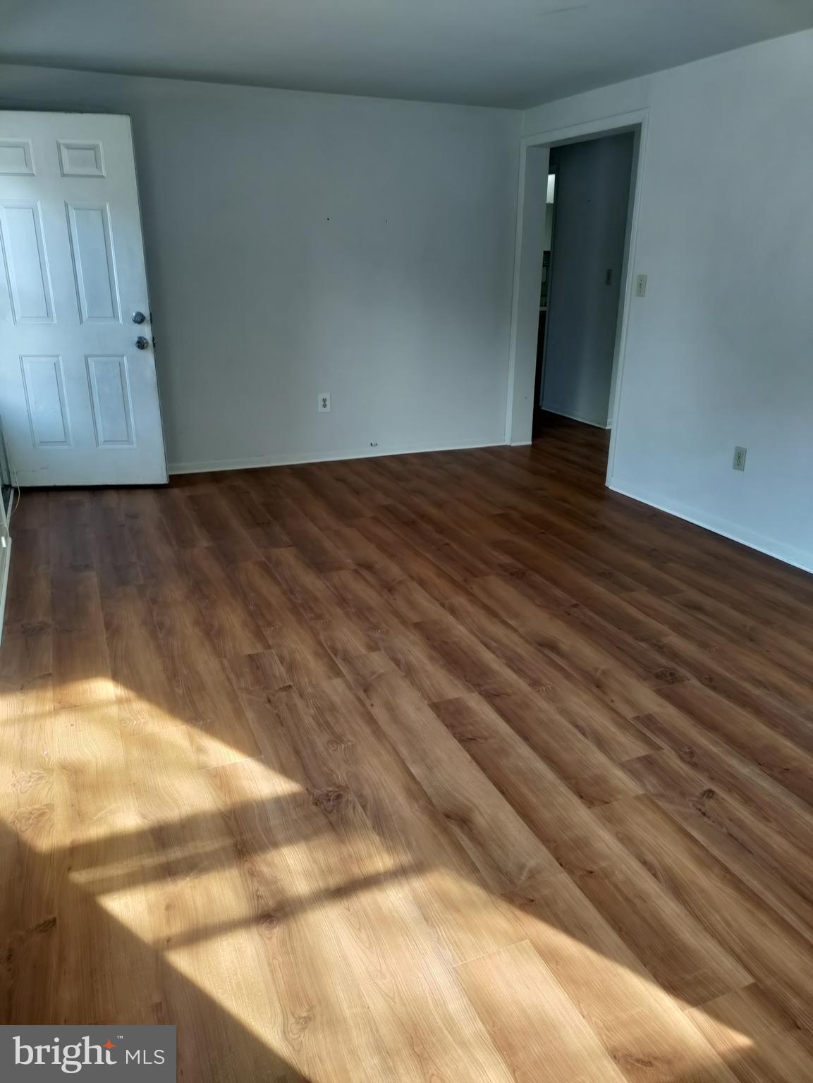 816 ISLINGTON STREET