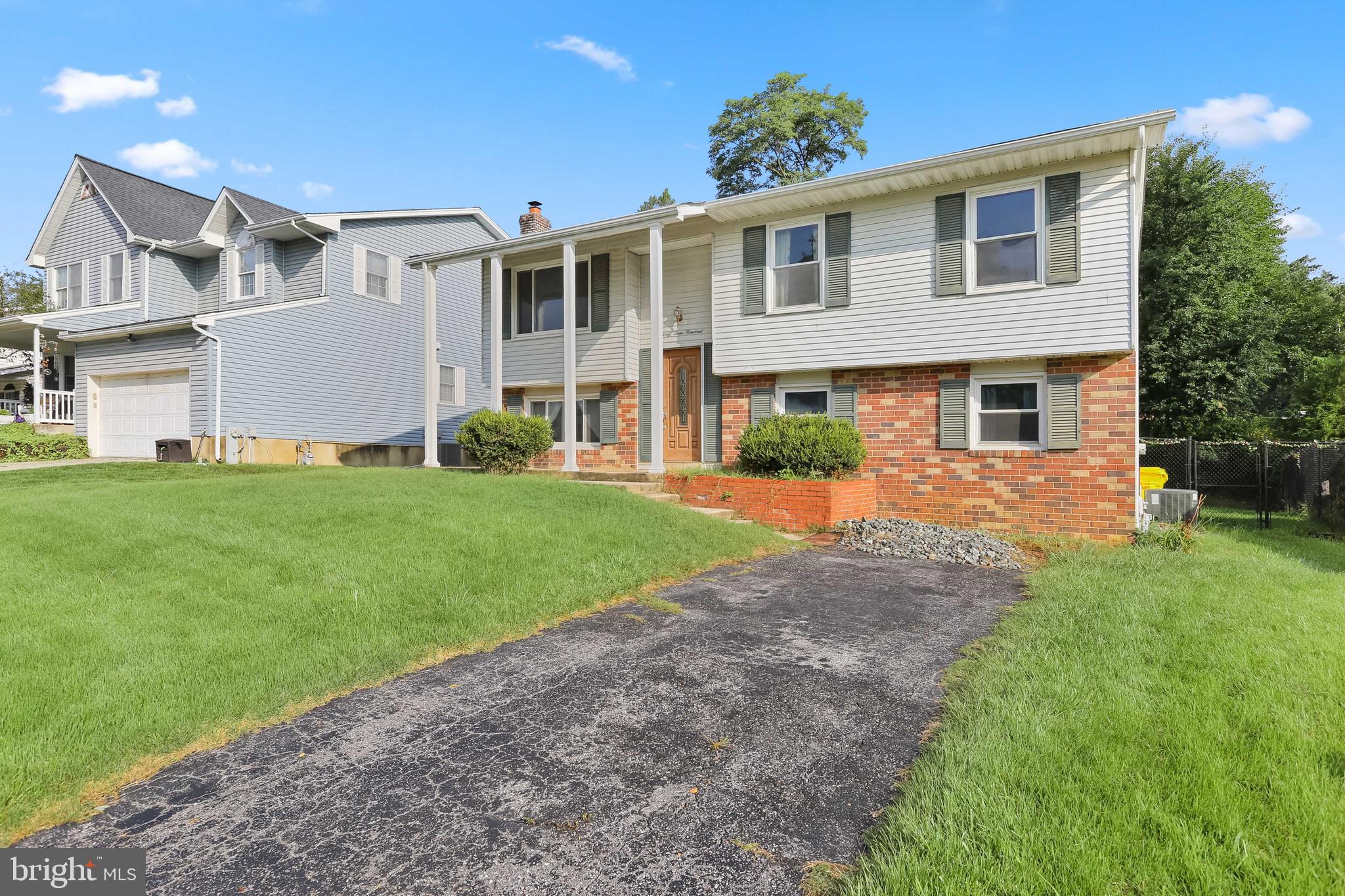 FOUR SEASONS ESTATES - Residential