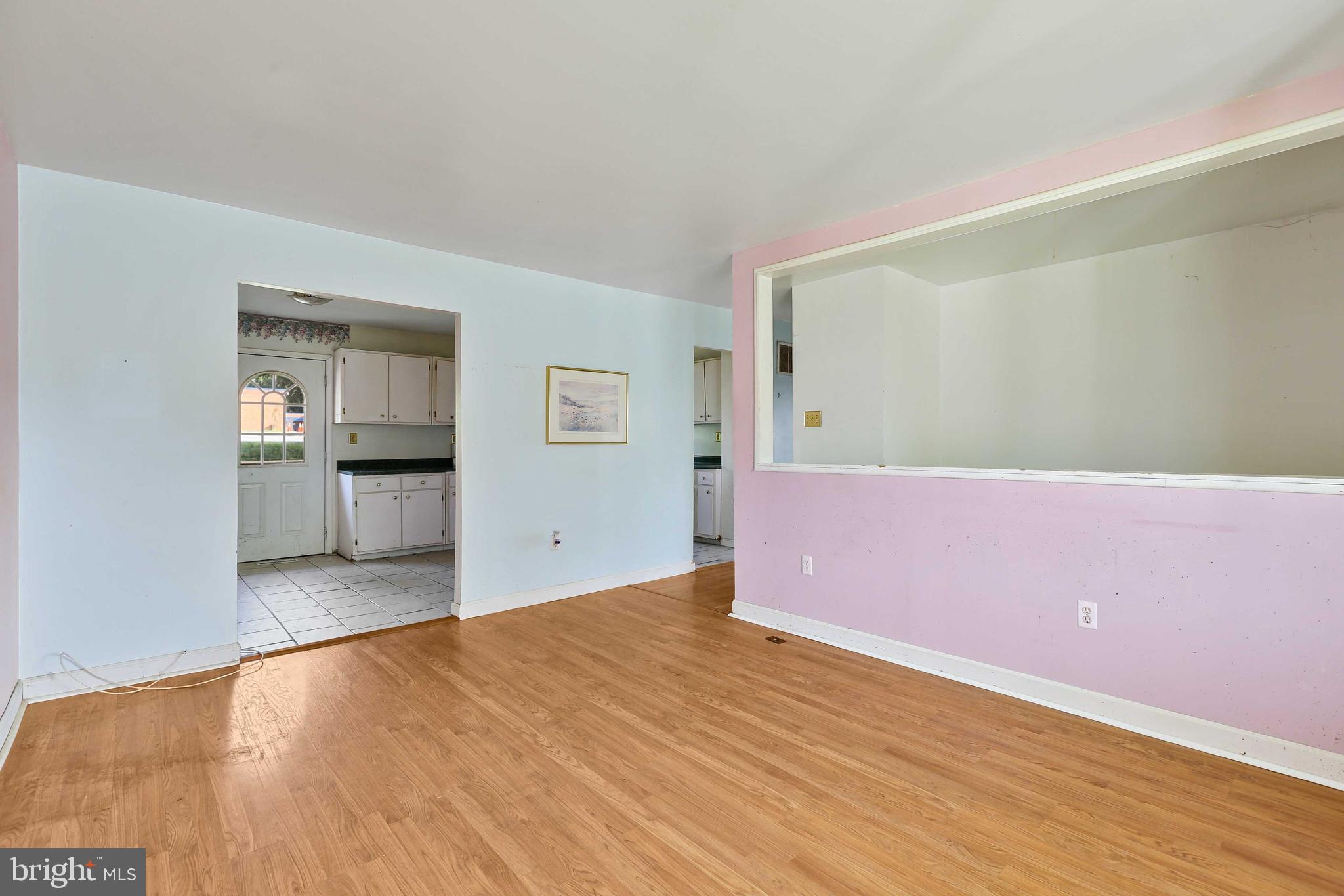 FOUR SEASONS ESTATES - Residential