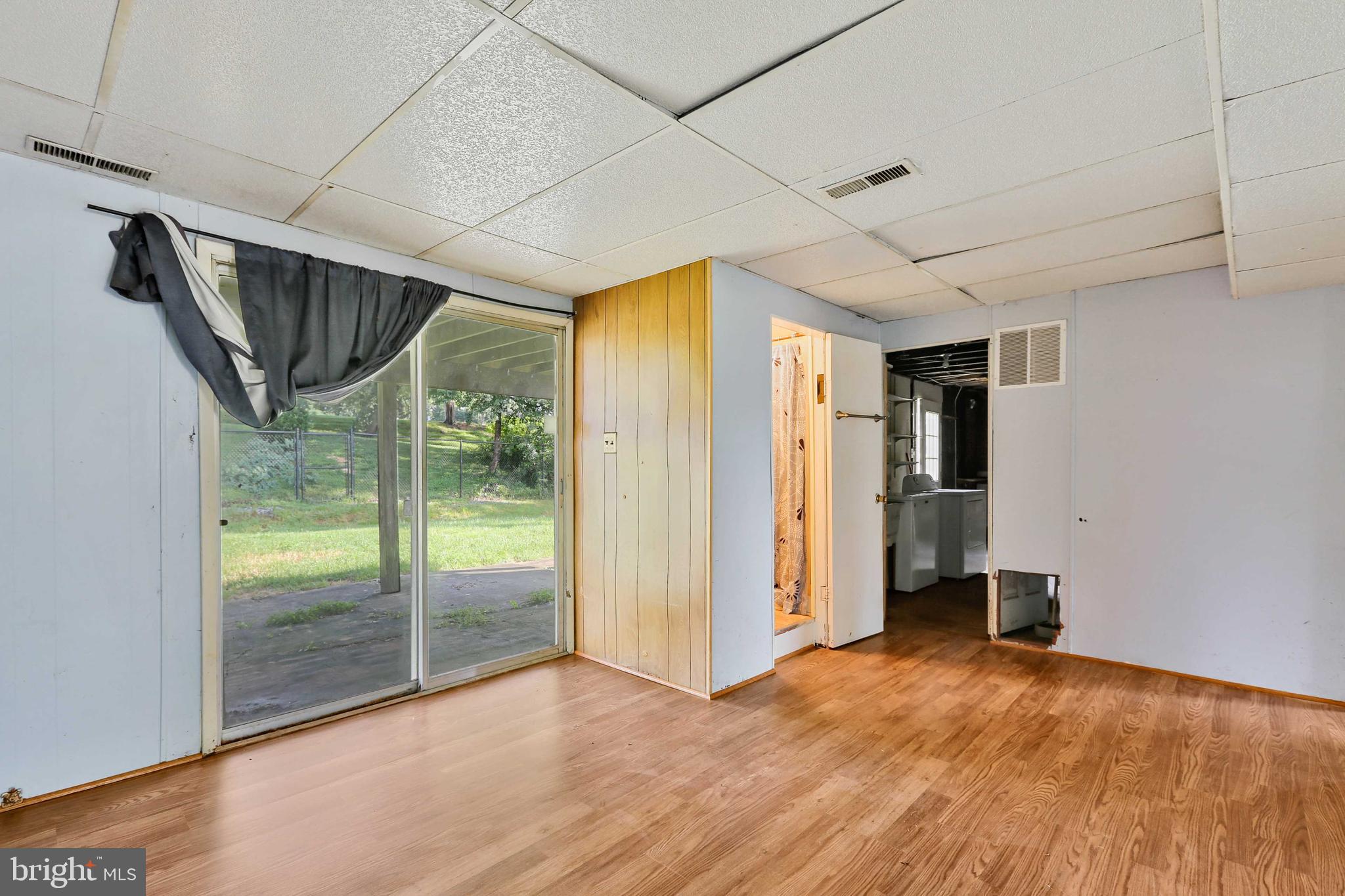 FOUR SEASONS ESTATES - Residential