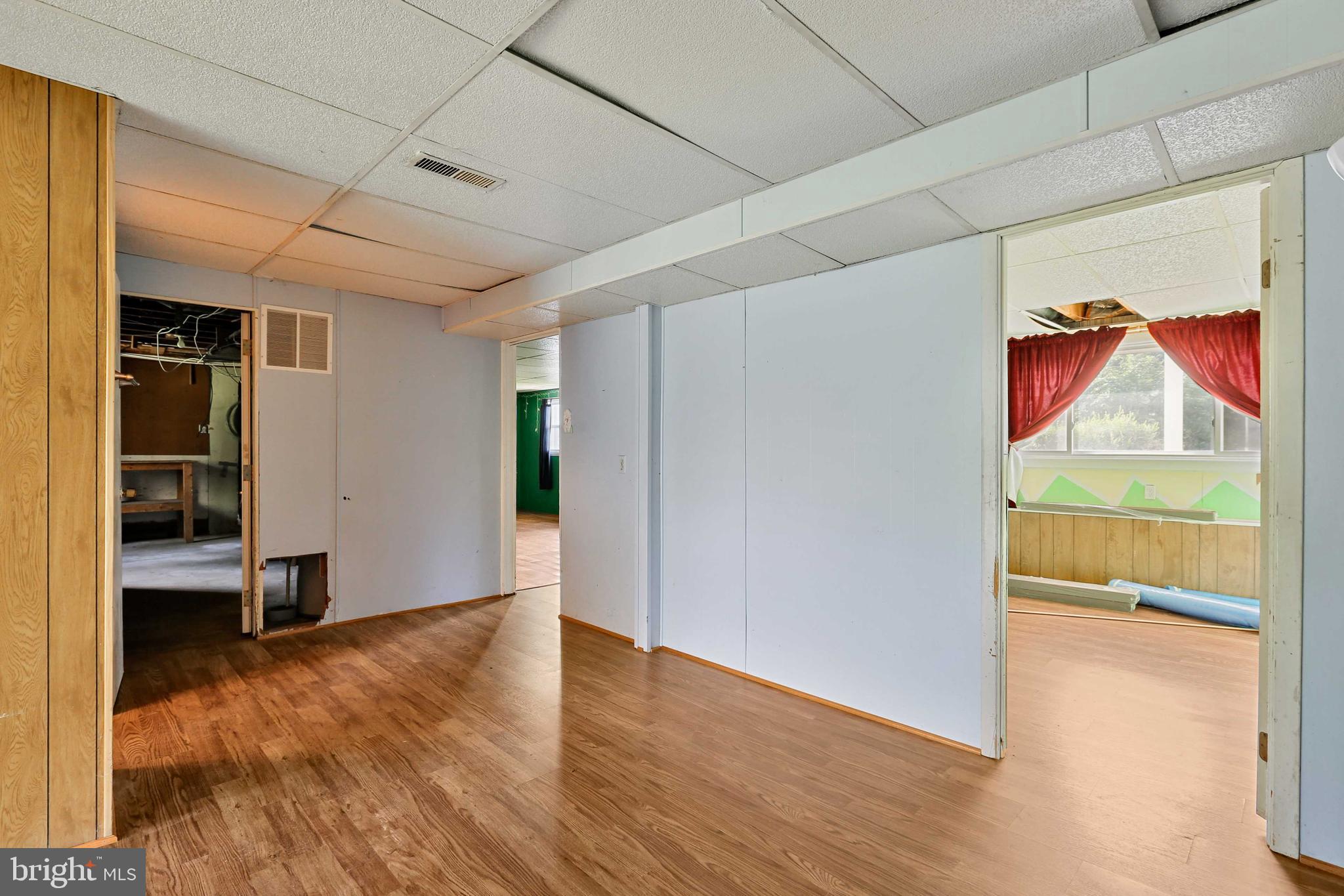 FOUR SEASONS ESTATES - Residential