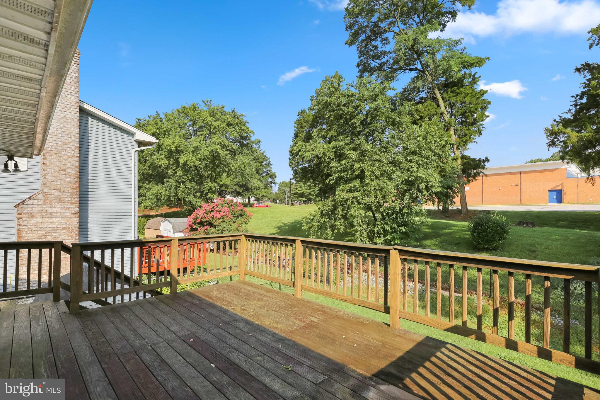 FOUR SEASONS ESTATES - Residential