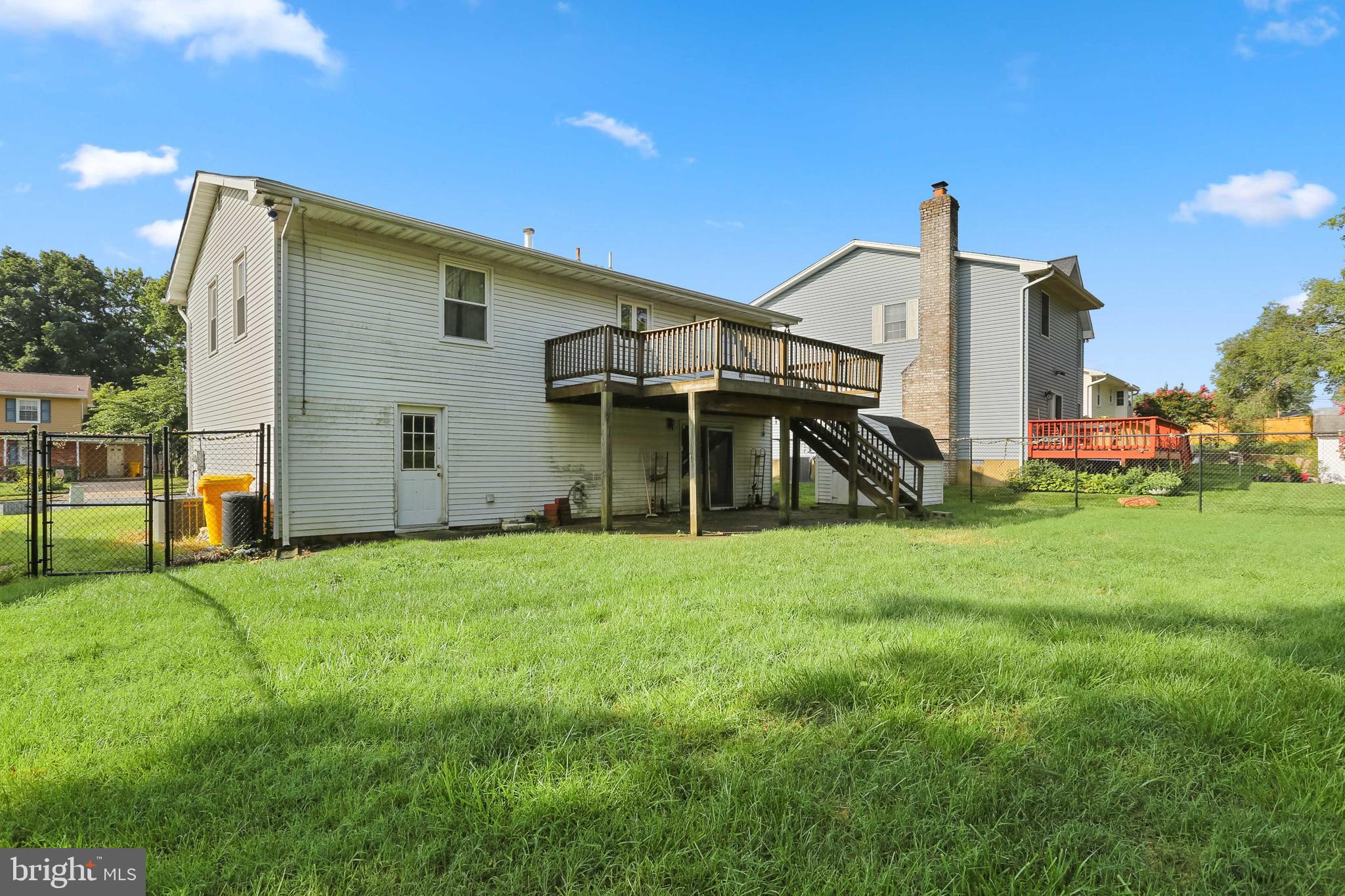 FOUR SEASONS ESTATES - Residential