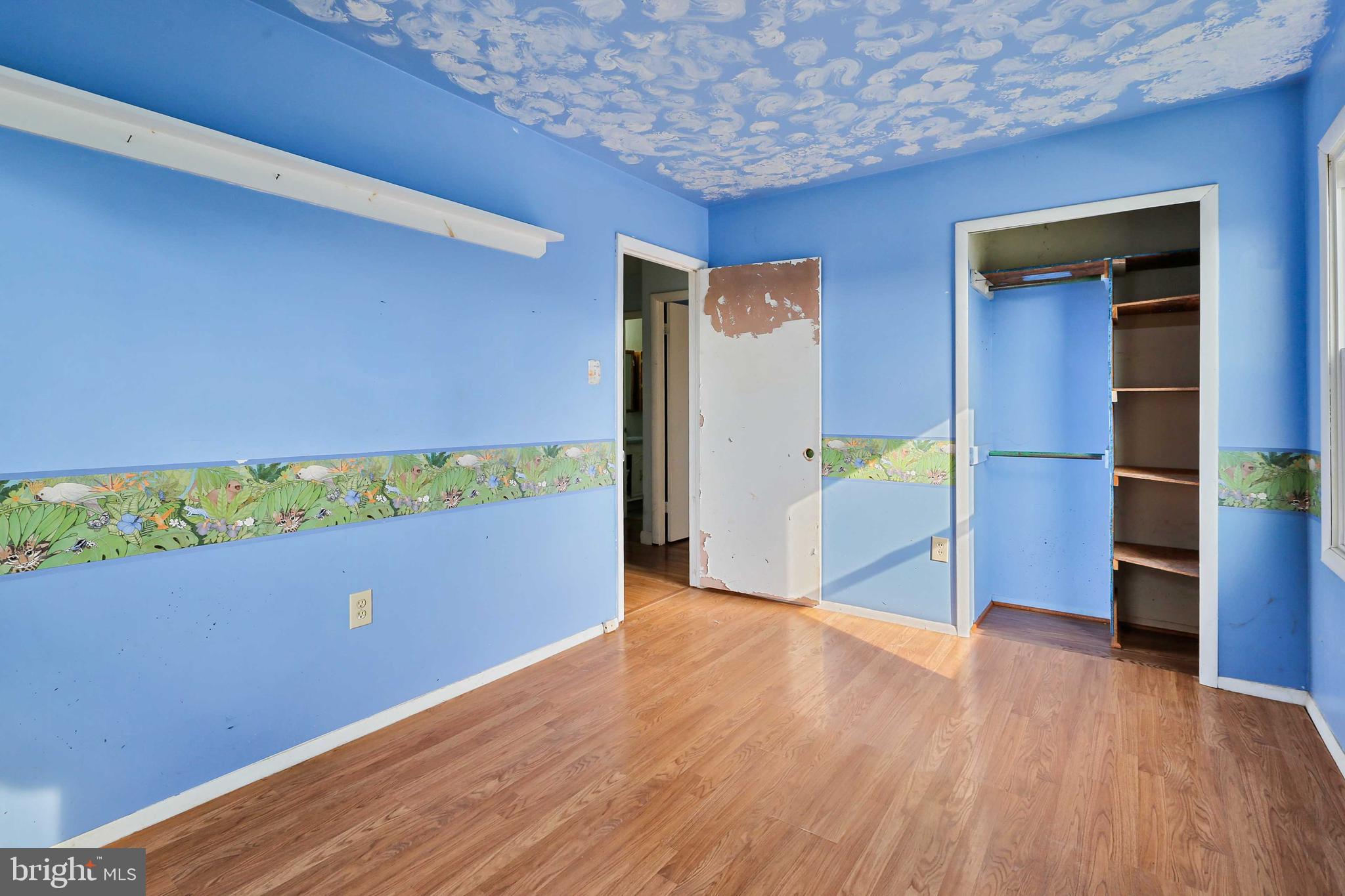 FOUR SEASONS ESTATES - Residential